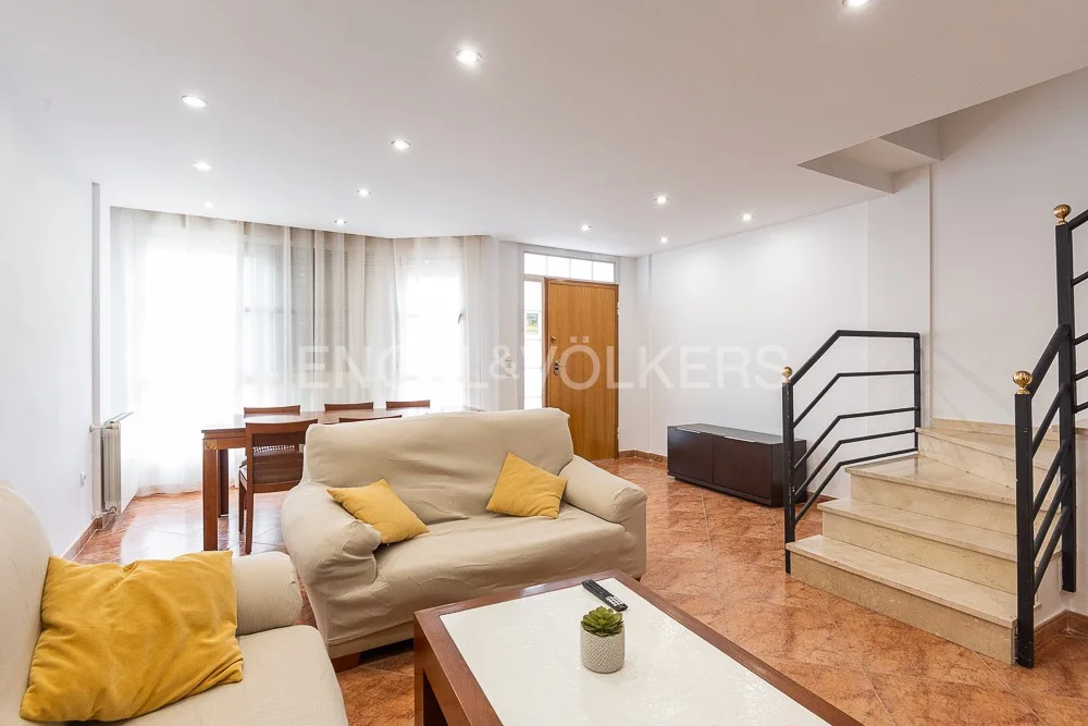 Exclusive terraced house in Silla