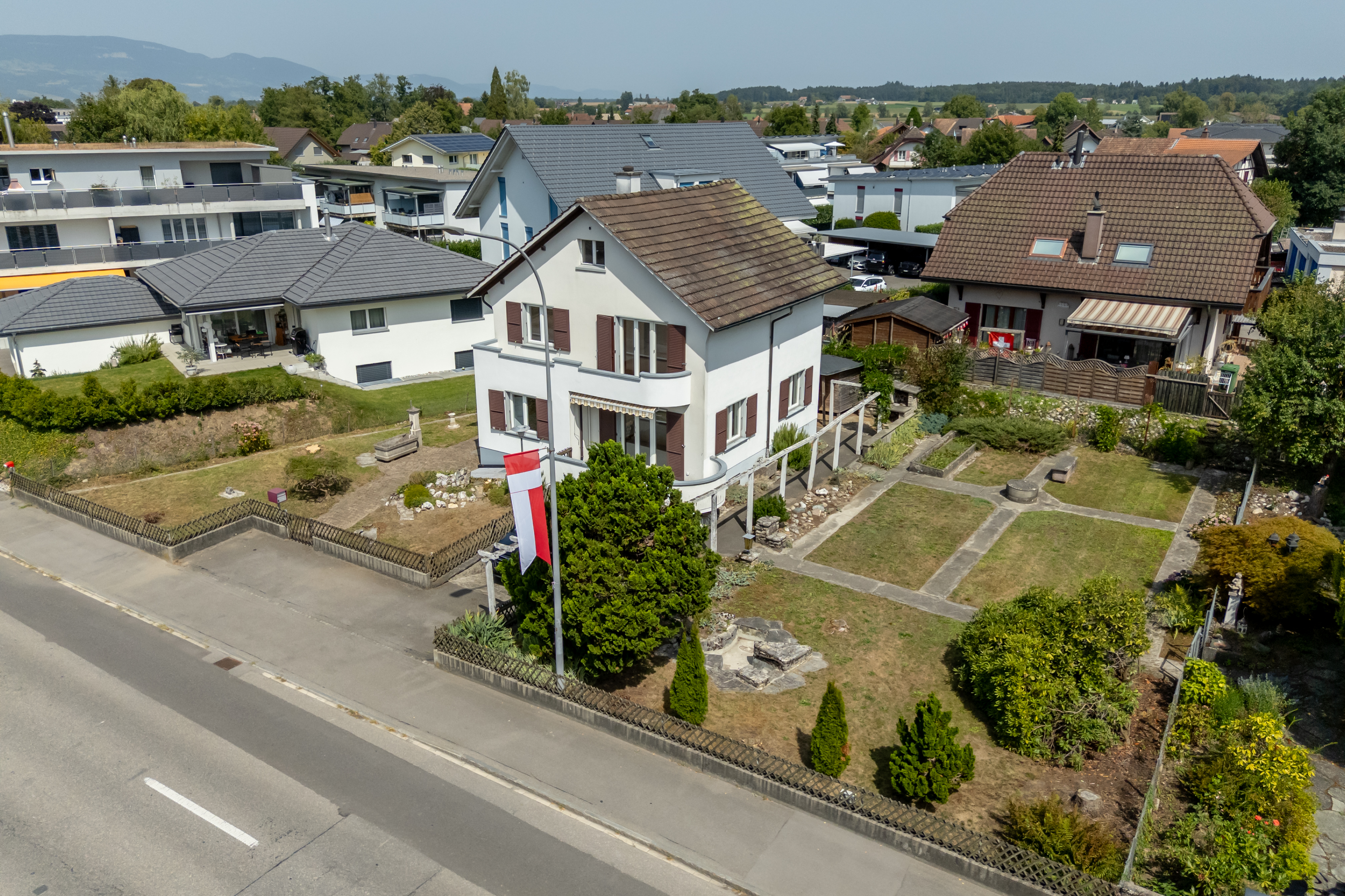 Freistehendes Haus mit Potenzial
