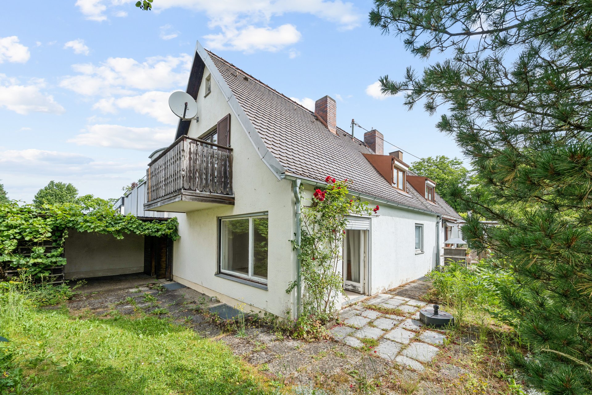 Hausgefühl inklusive: Eigenständiger Anbau (WEG) mit Garten