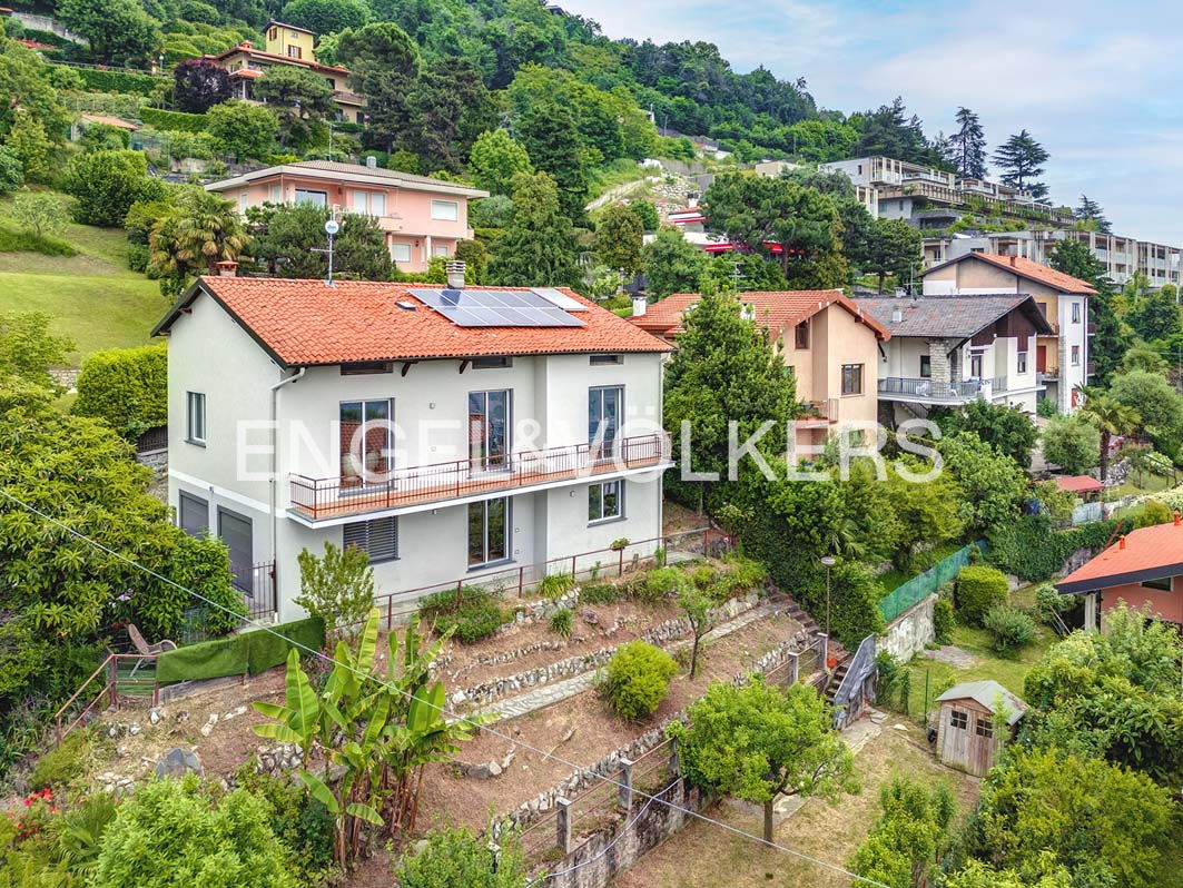 Modern Villa Panoramic View On Como Lake