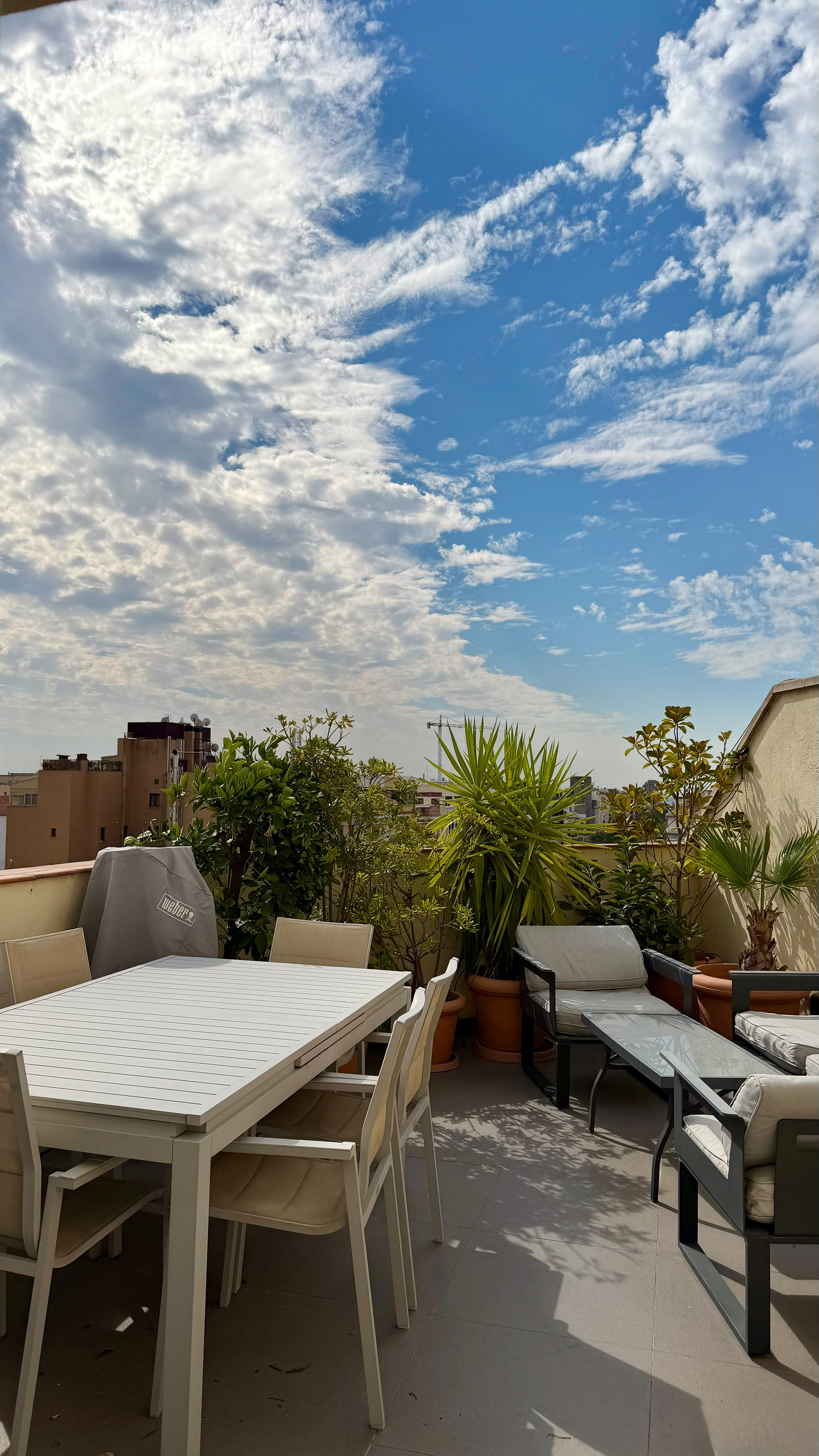 Exclusive penthouse with 53 m² of terraces