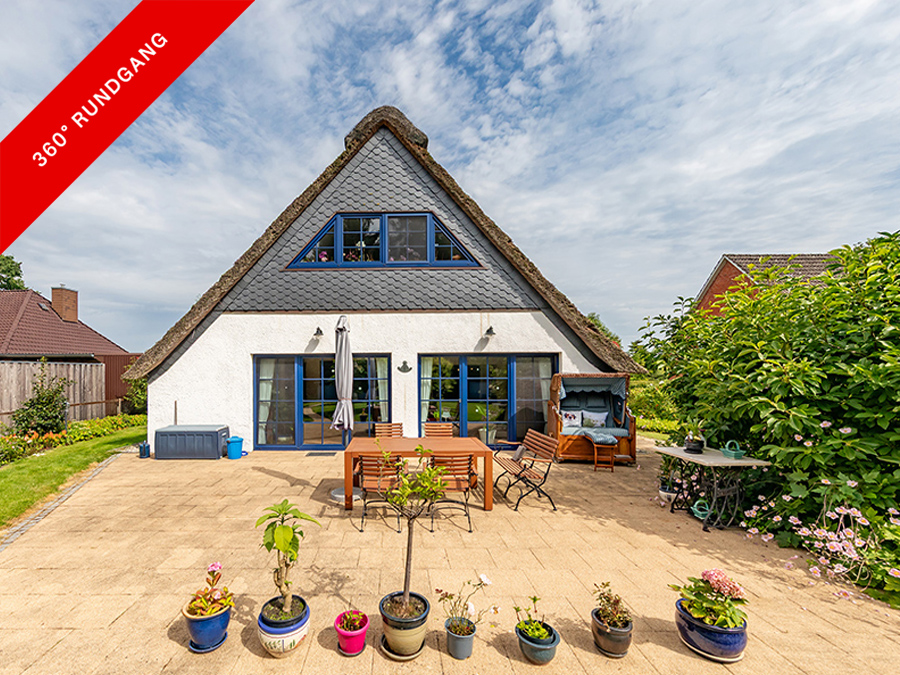 Reetdachhaus mit Herz in Balje!