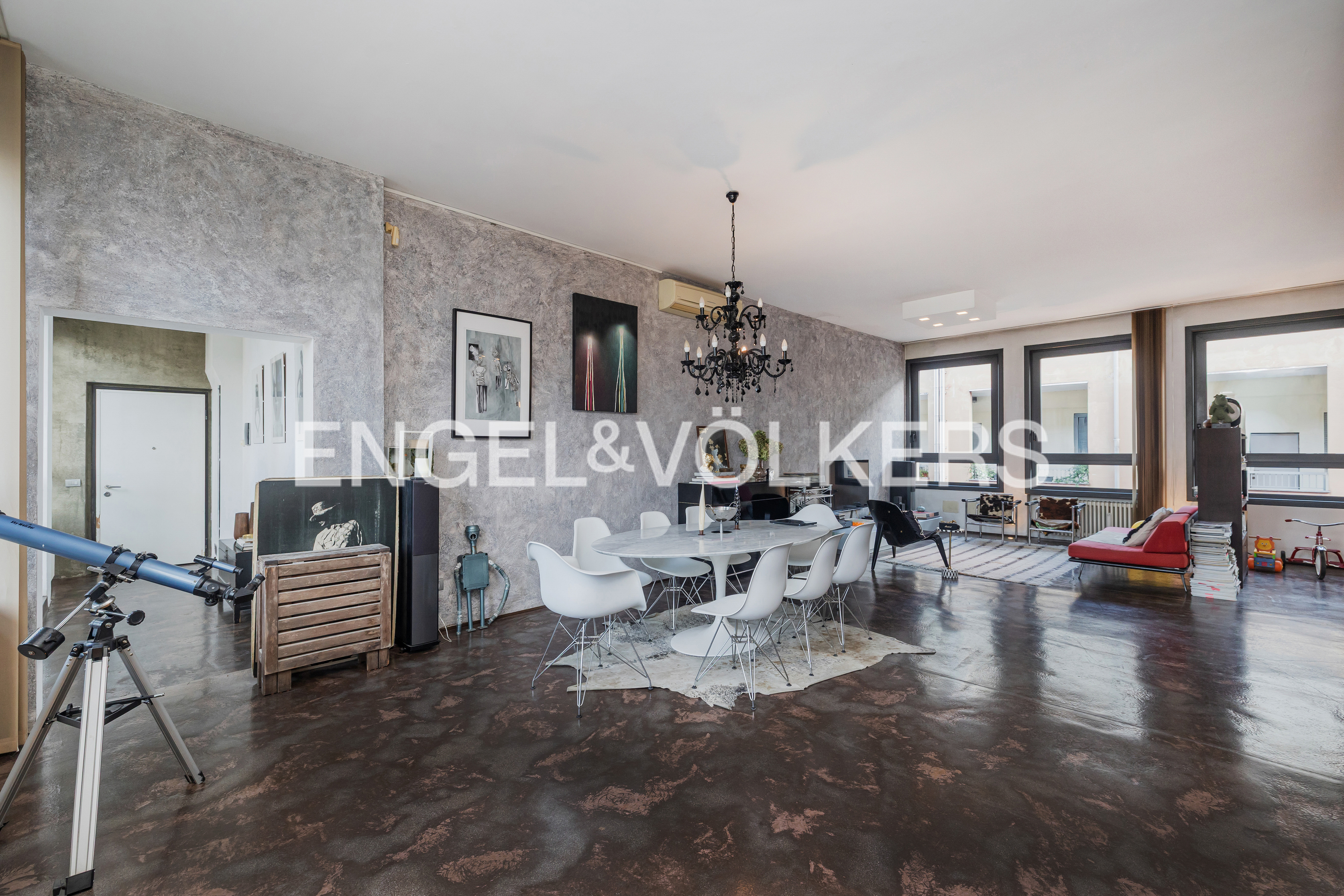 New York soul in Milan: 166 sqm of art and beauty near Piazzale Lodi