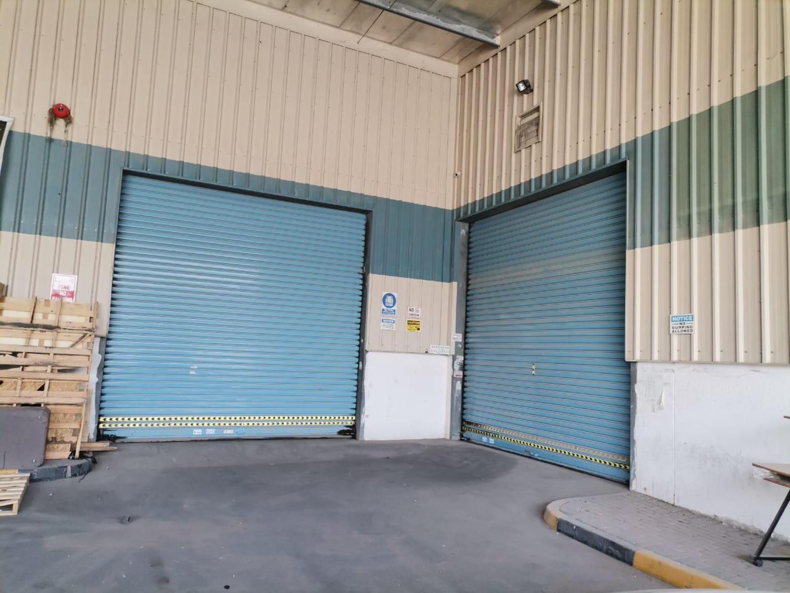 100KW | With Roller Shutter Access | Insulated
