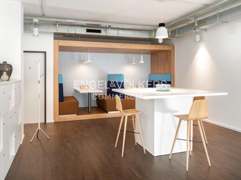 Top-Büro mit Terrasse