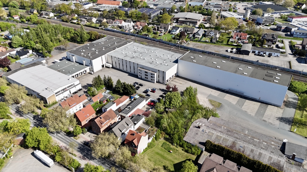 Lager- und Logistikimmobilie mit Hochregallager in zentraler Lage