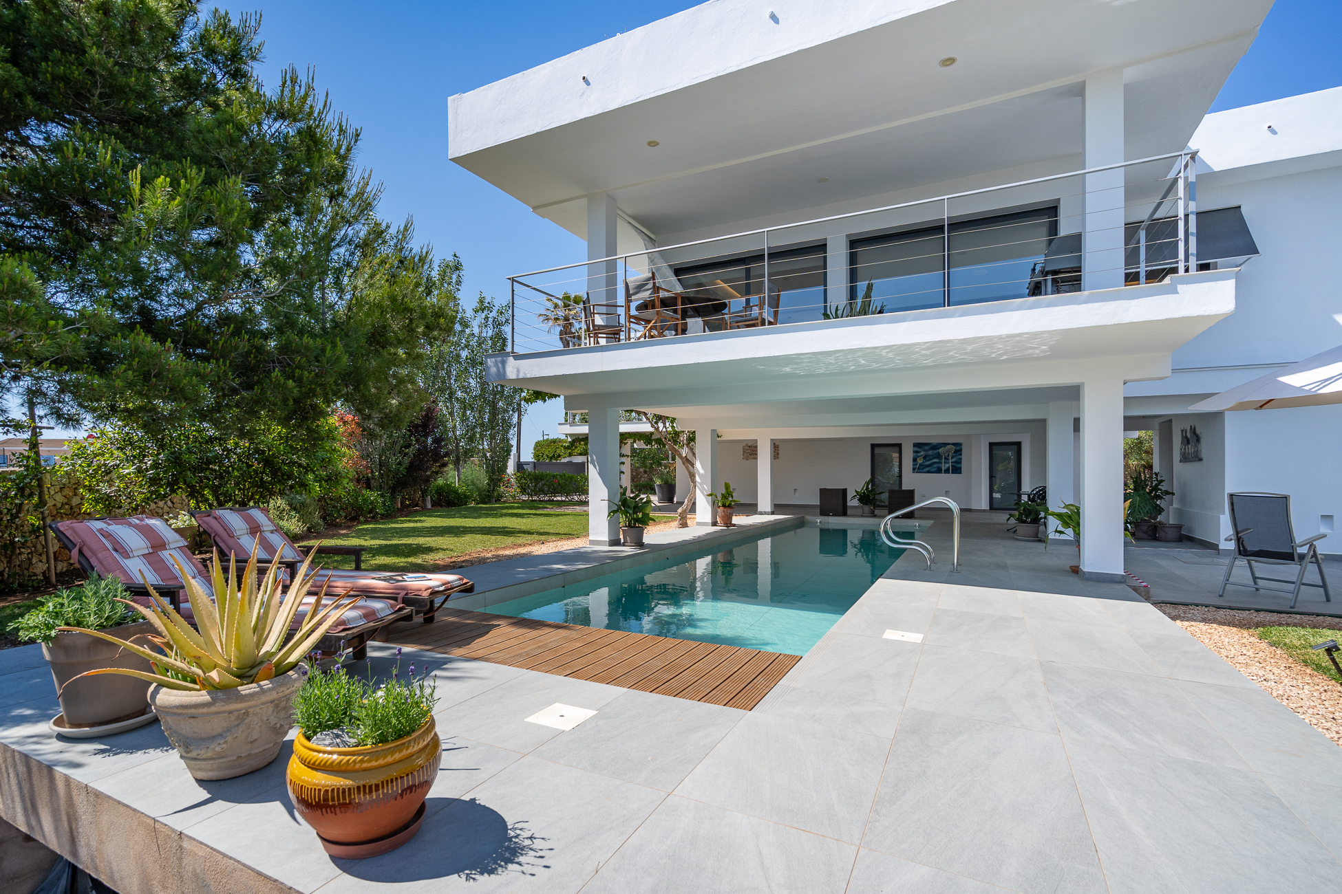 Impresionante villa contemporánea entre el mar y la ciudad en Ciutadella, Menorca