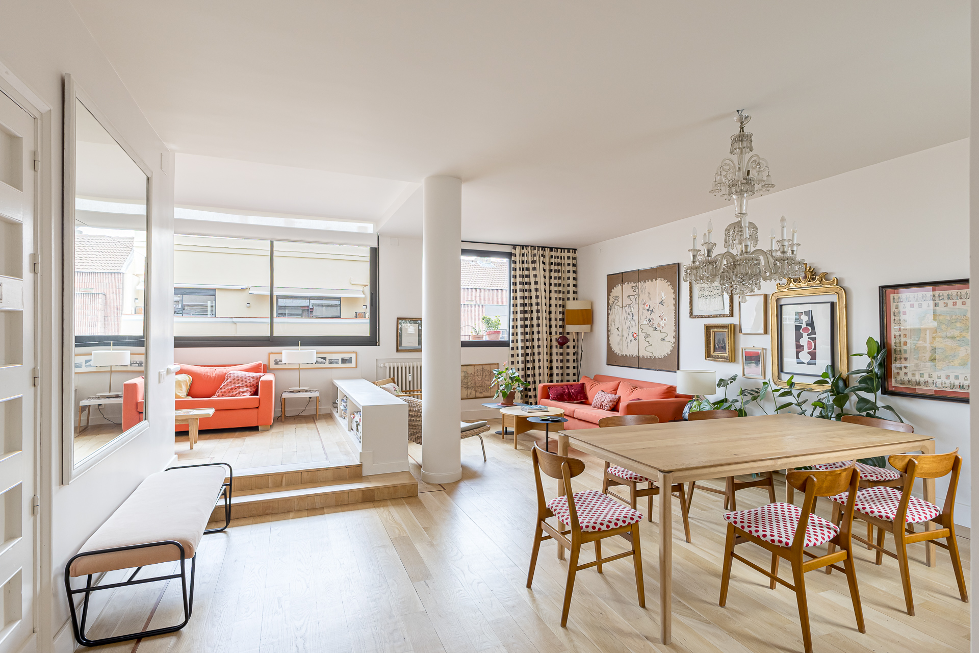 Bright renewed furnished flat for rent in Salamanca