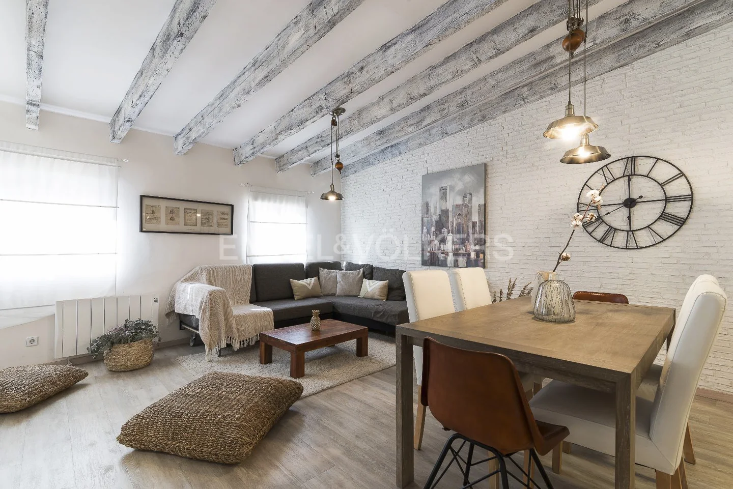 Cozy apartment in Embajadores for rent