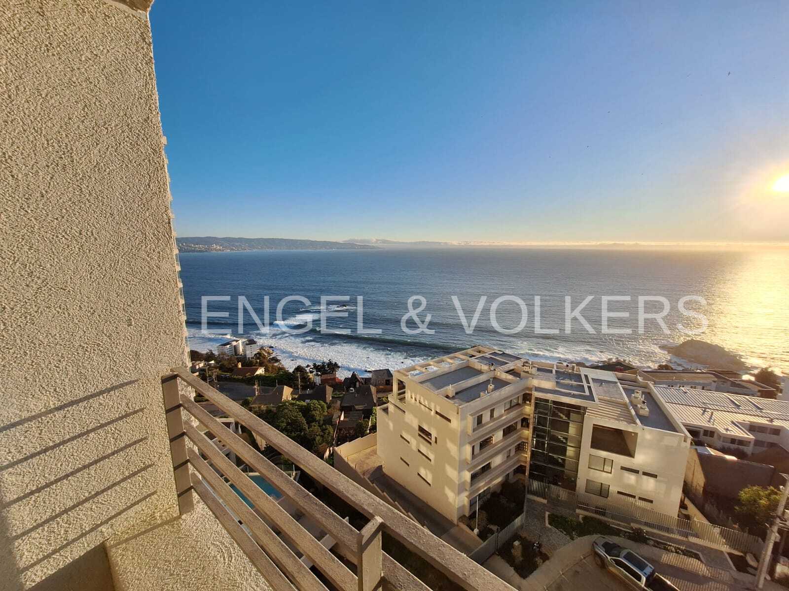 Home Suite con vista al mar estacionamiento en Reñaca Norte