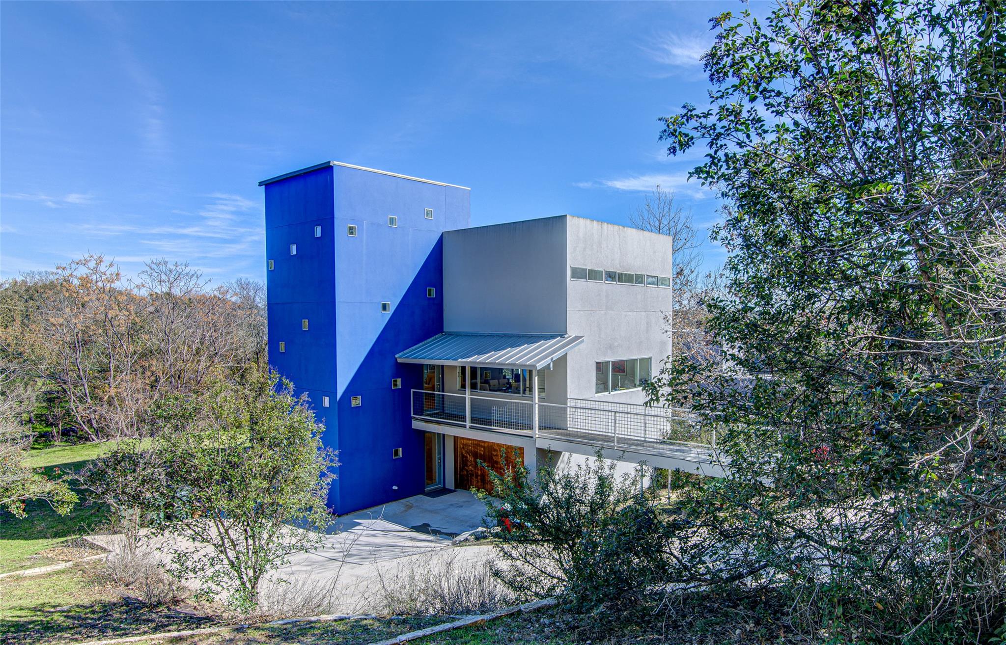 Modern Architectural Retreat in Eanes ISD with Rooftop Deck