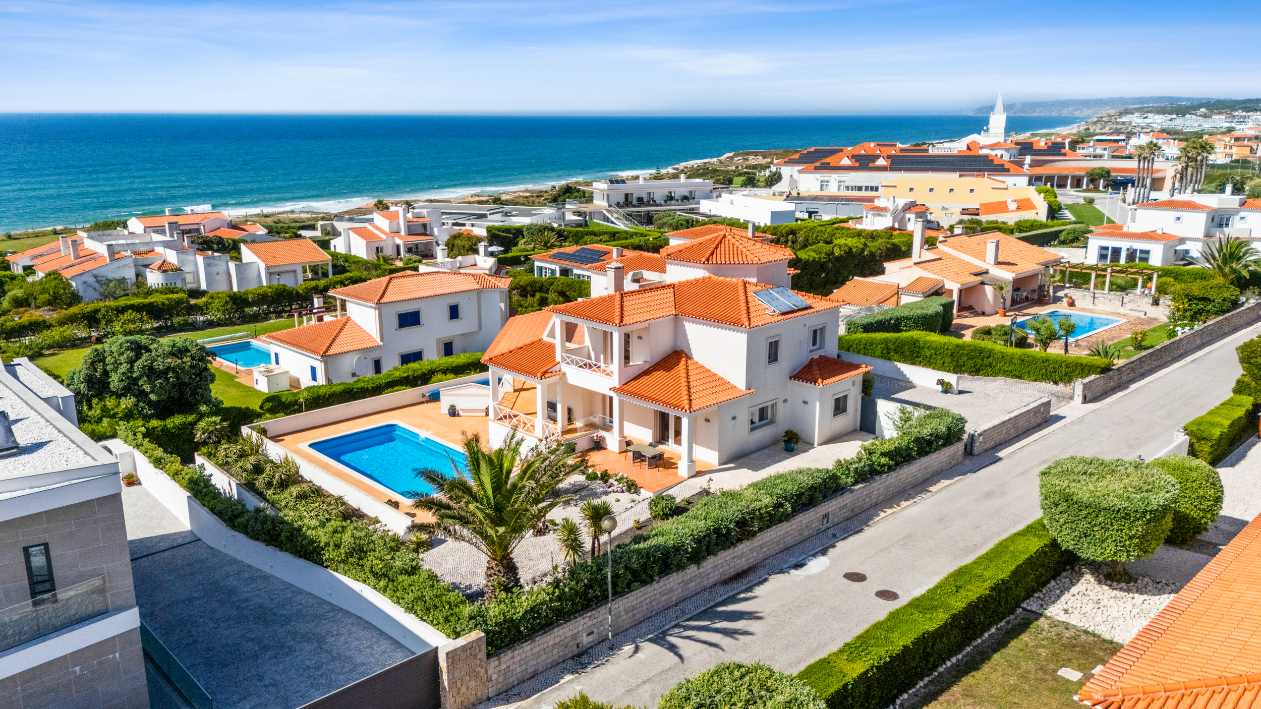 Exclusive Home, Sea View with Efficiency at Praia D'El Rey!