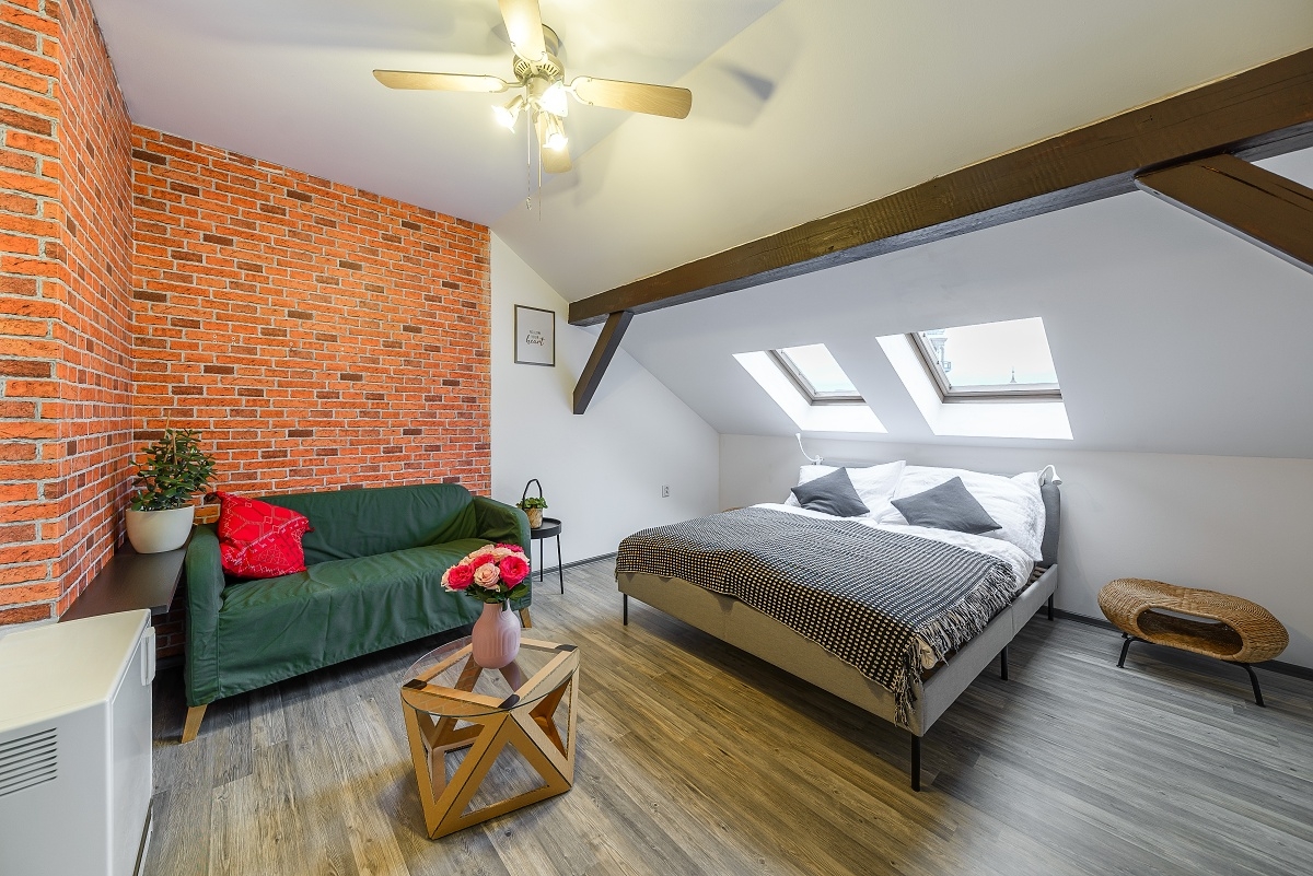 Rent a 2+1 apartment -furnished apartment in the heart of Vršovice
