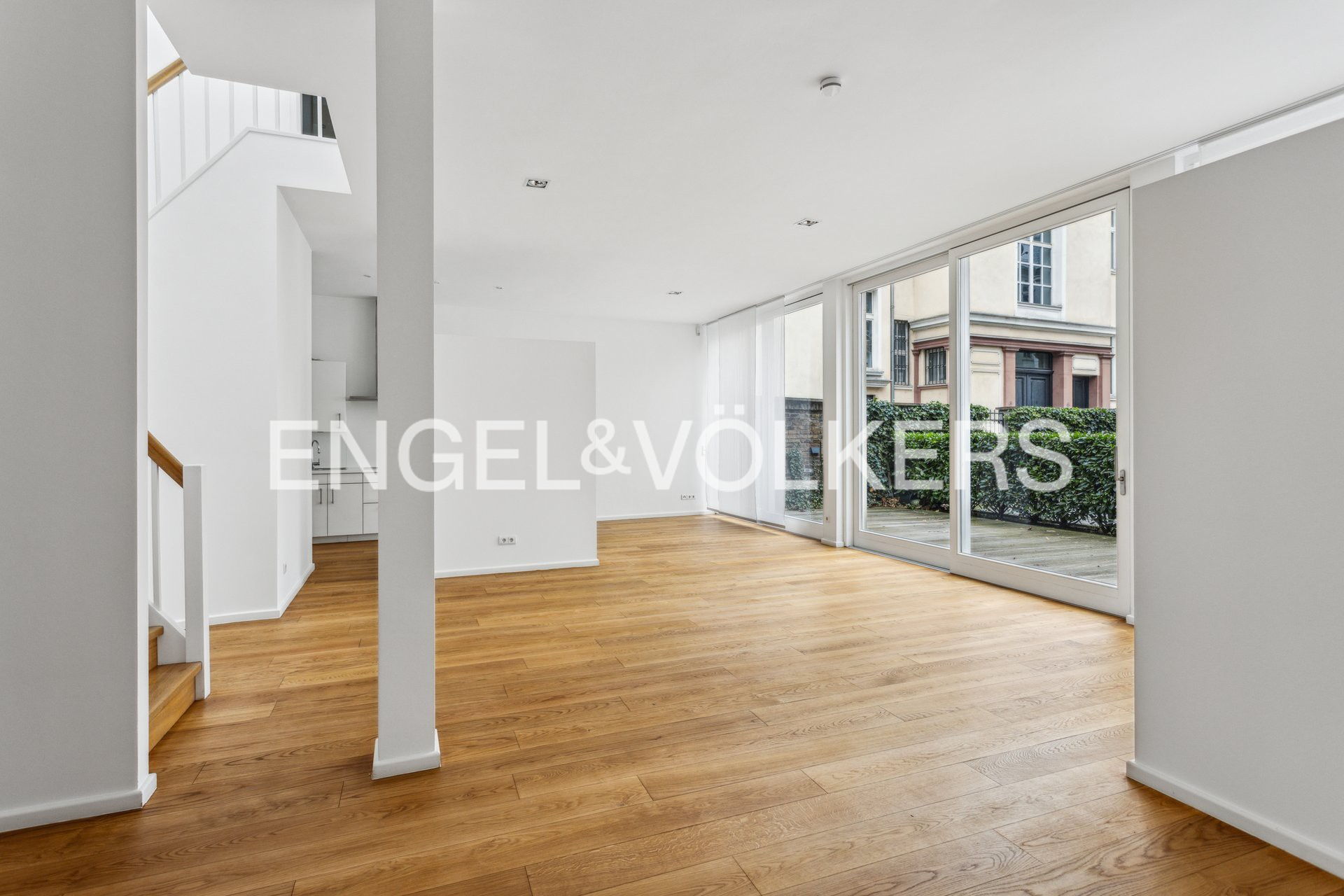 Modernes Townhouse in bester Westend-Lage