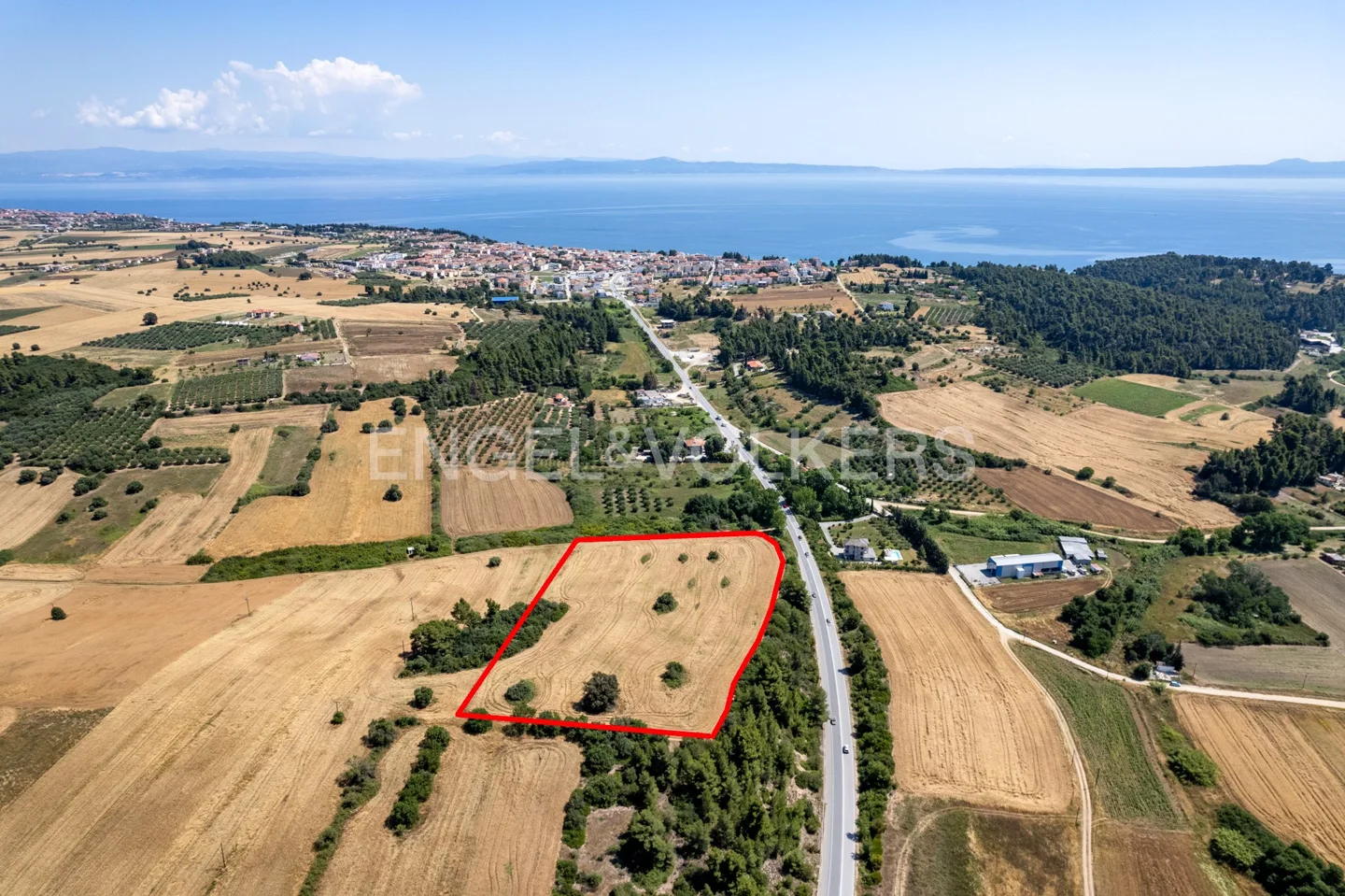 Ideal plot for investment and development projects in Kallithea