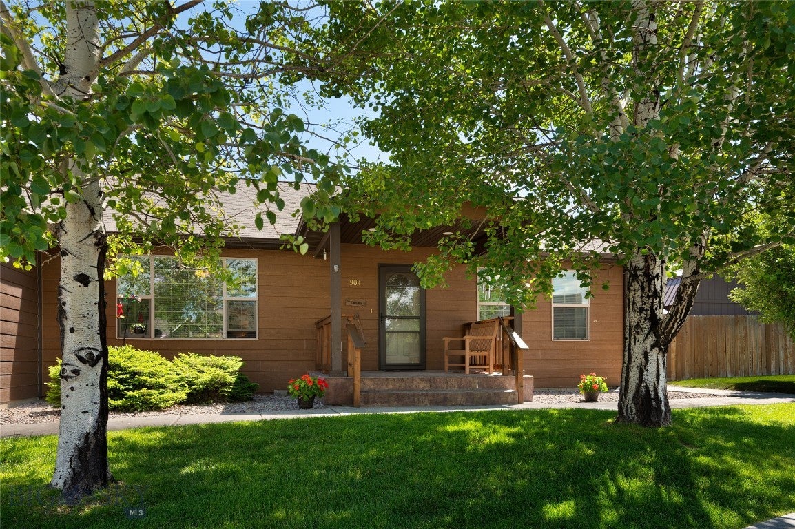 Single Level Home With No HOA