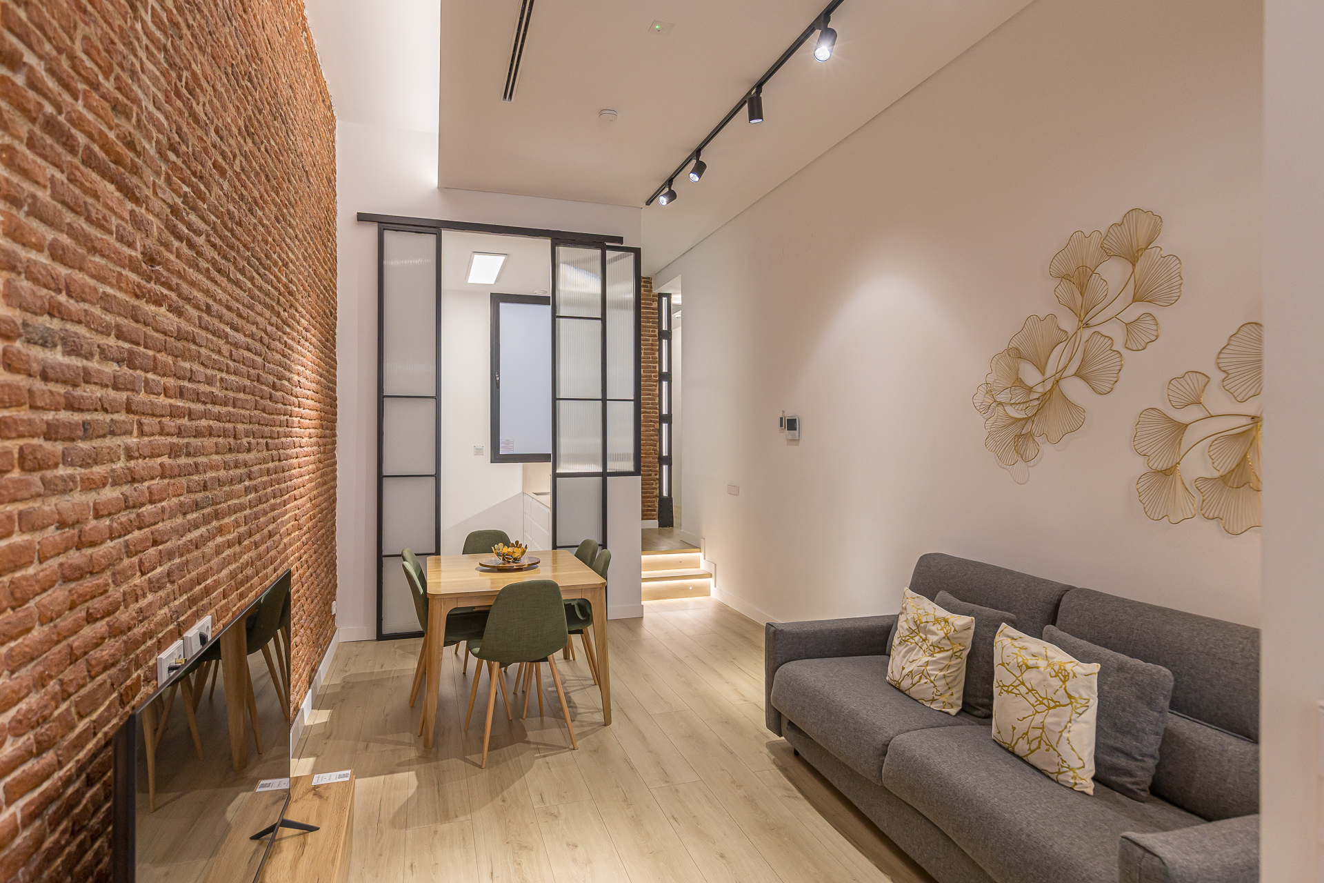 New two-bedroom flat in the heart of the Salamanca district.
