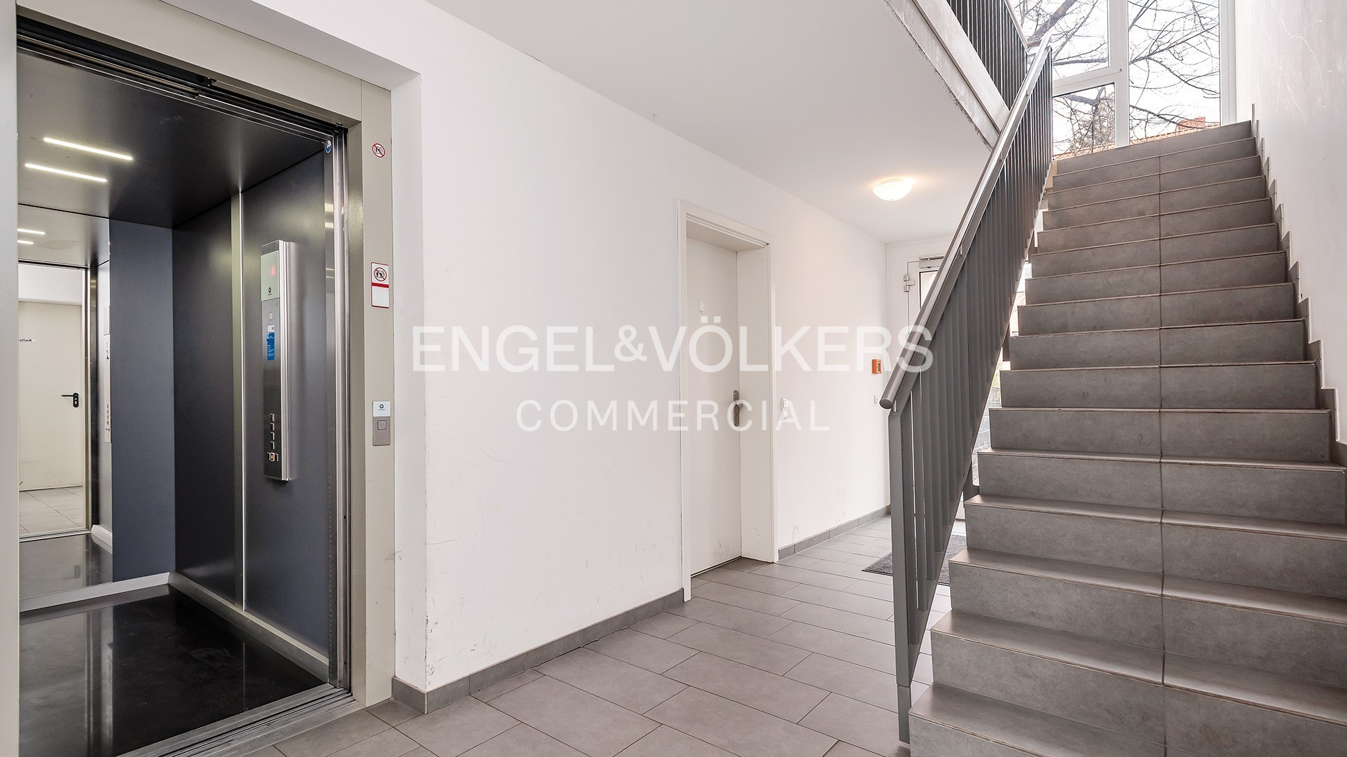 Compact new building in Pankow with energy efficiency rating C