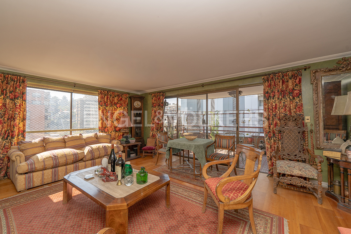 Departamento en Venta Isidora Goyenechea, El Golf