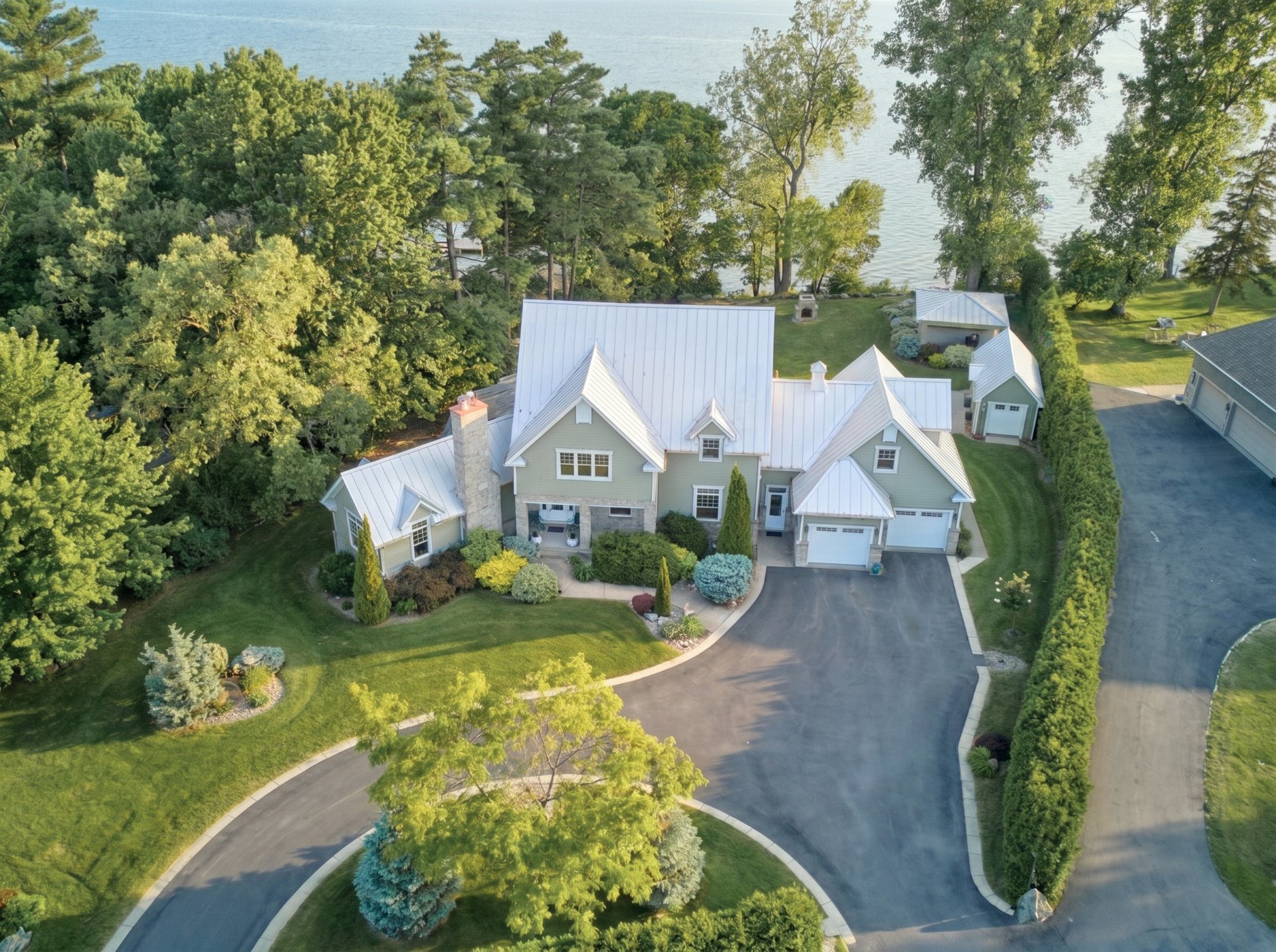 Exceptional waterfront lifestyle