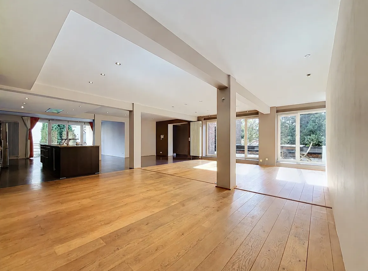 Exceptional 223 m² loft with 44 m² of terraces