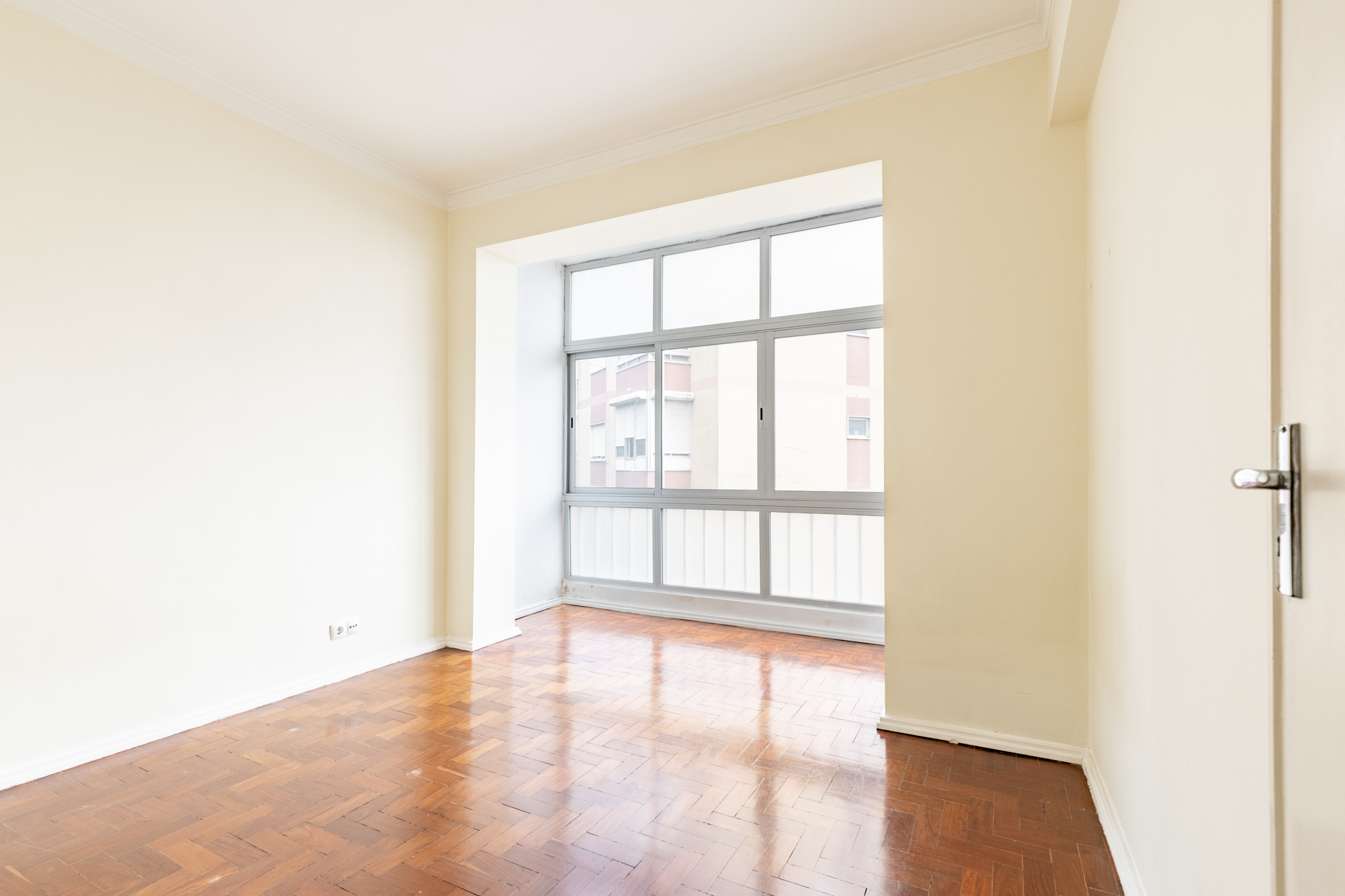 1 bedroom apartment with Unobstructed Views, Near the Metro in Odivelas