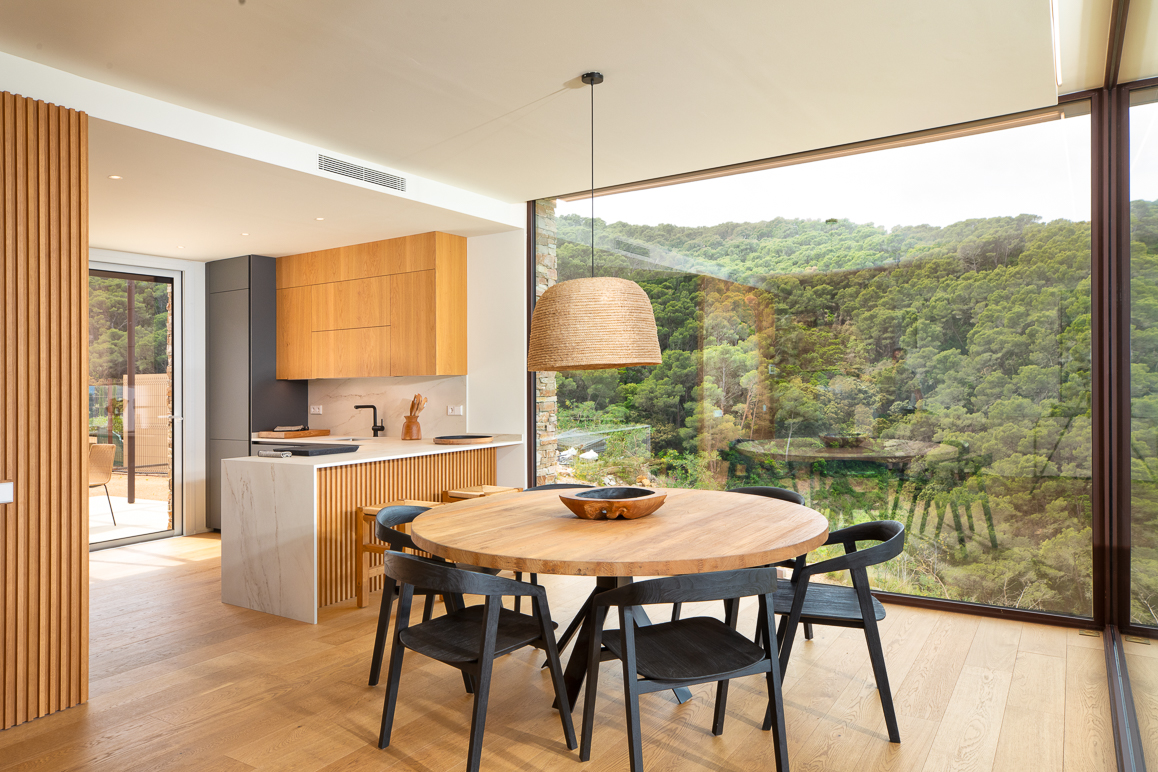 Exclusive new-build villa with Mediterranean views