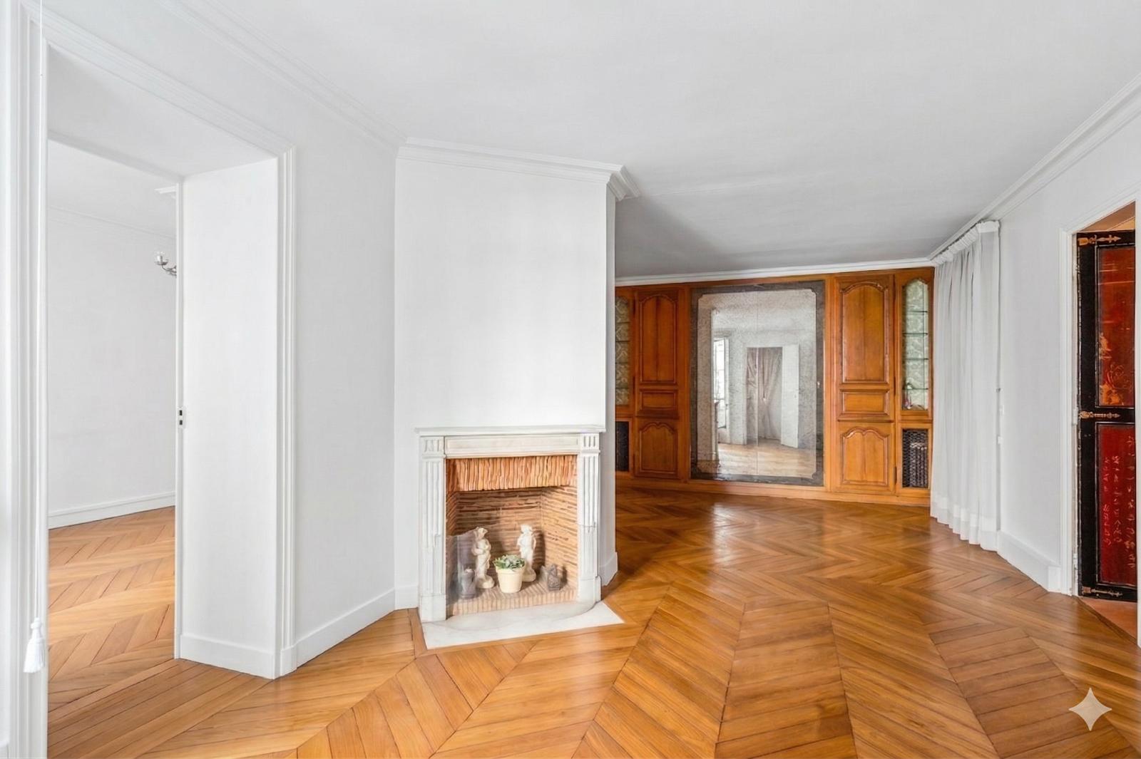 Paris 8th - Rue du Cirque - 63 m² apartment + maid’s room