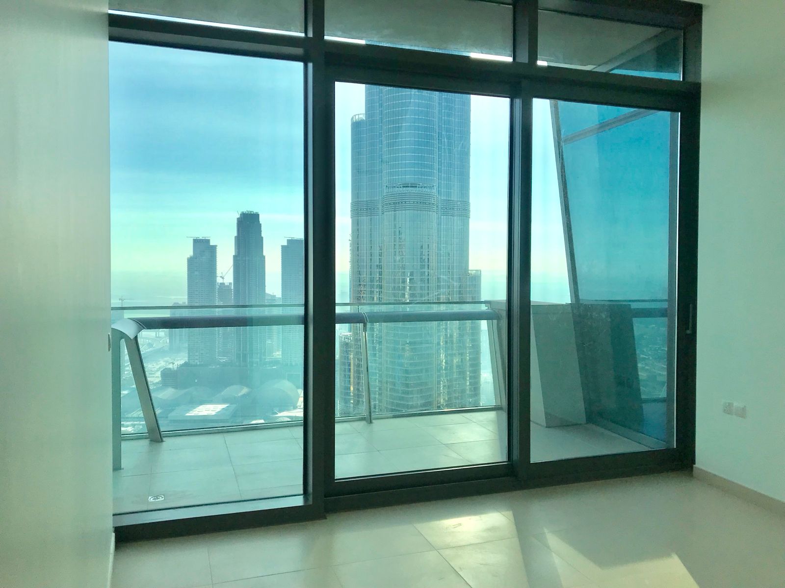 Largest layout| Burj Khalifa view| Connected to mall