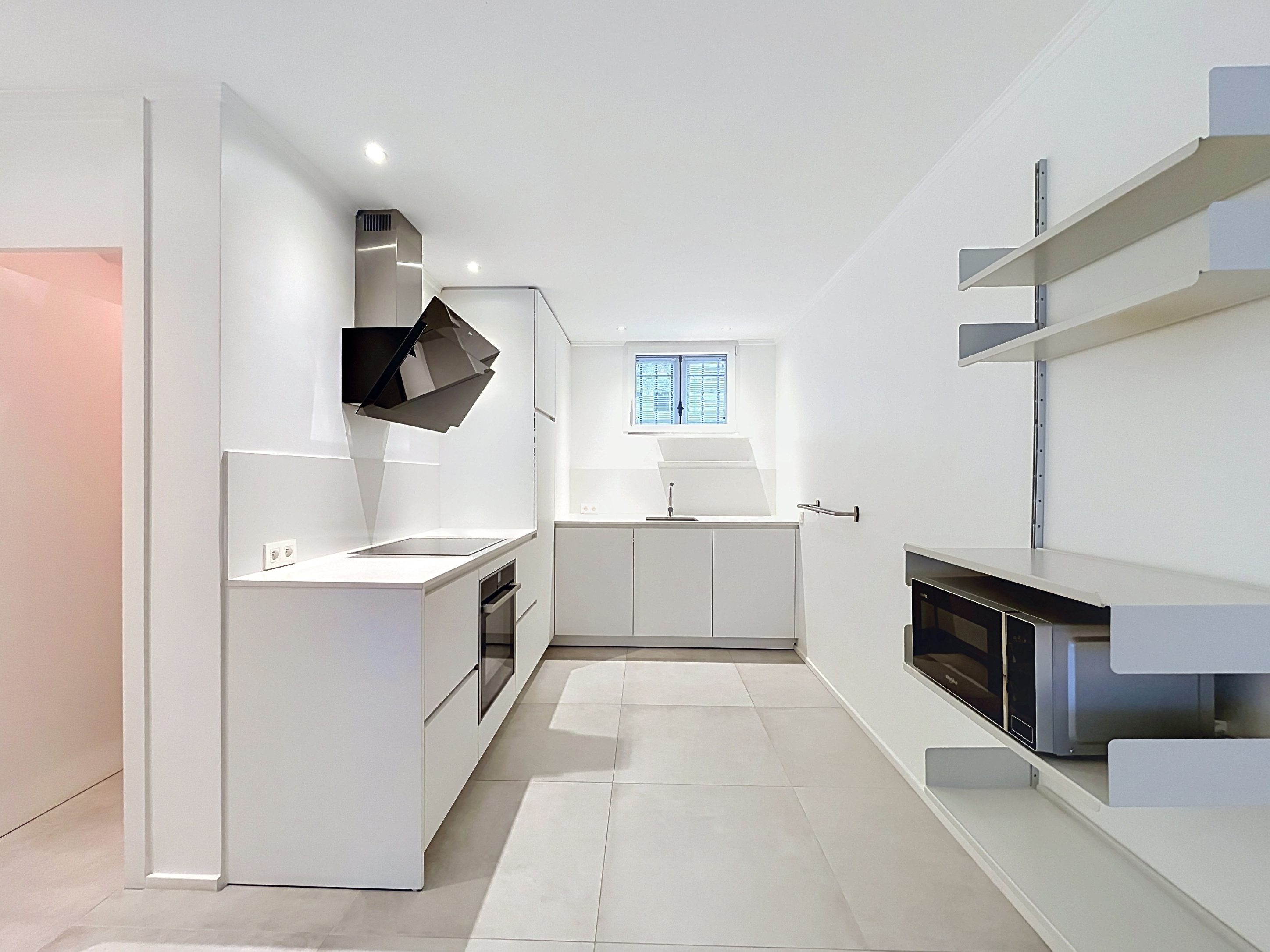 Charming furnished duplex apartment with terrace and garden in the heart of Brussels
