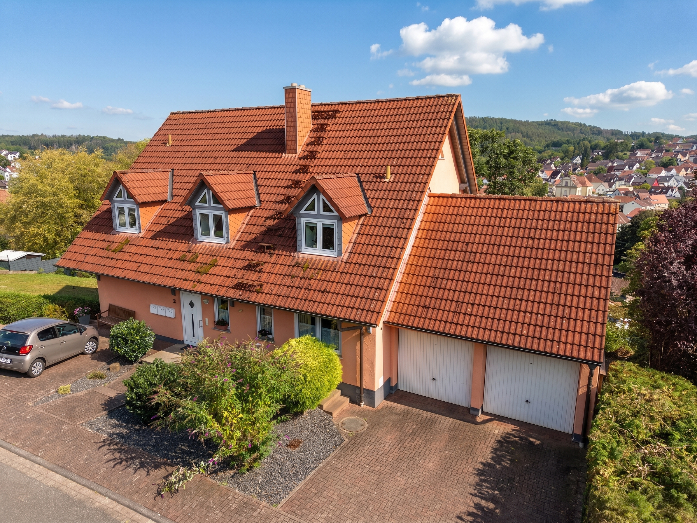 Kapitalanlage mit Aussicht: 3-Familienhaus in attraktiver Lage!