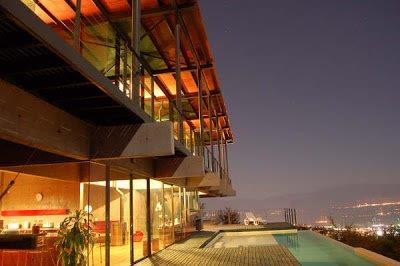Moderna arquitectura con una vista priviligeada