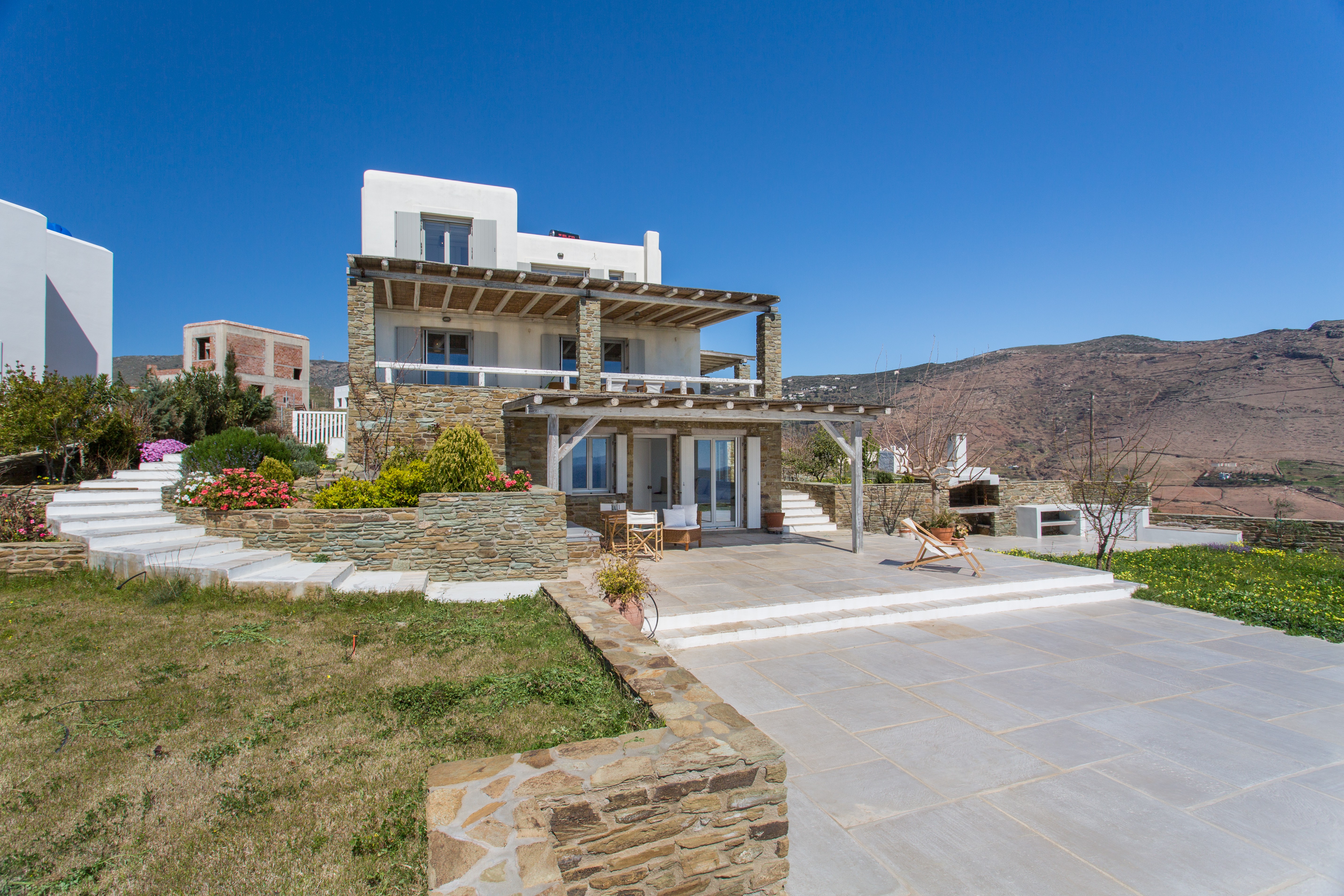 Villa with Stunning View in Gavrio, Andros