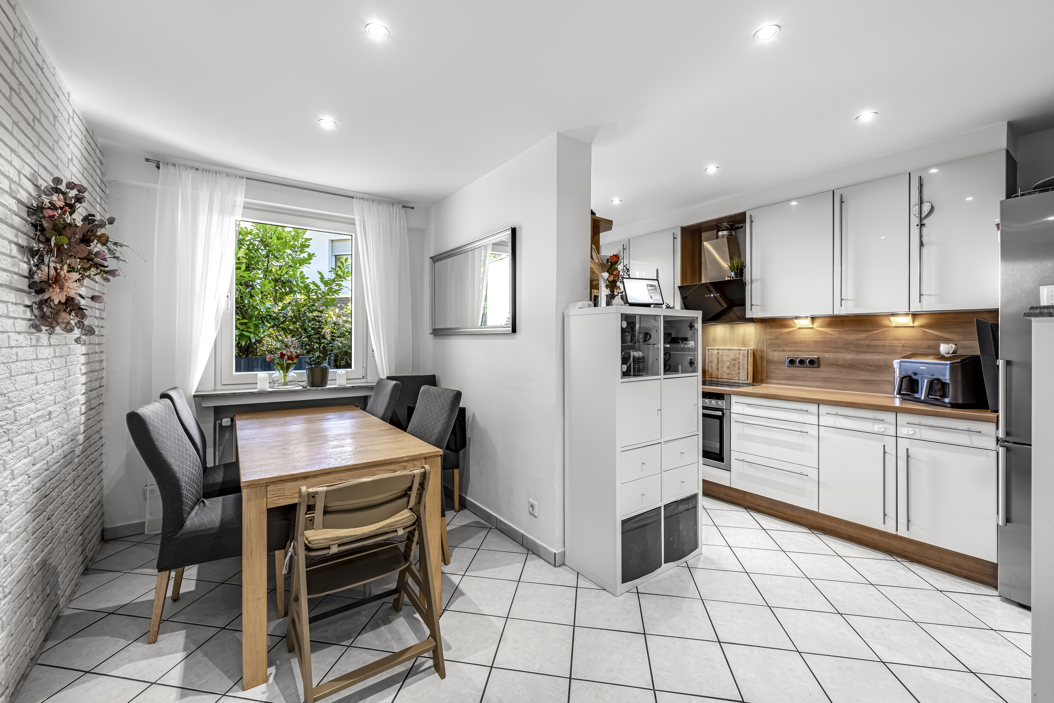 Mehr Platz für Ihre Zukunft – Modernisierte 4-Zimmer-Wohnung mit Terrasse und Stellplatz in Gevelsberg