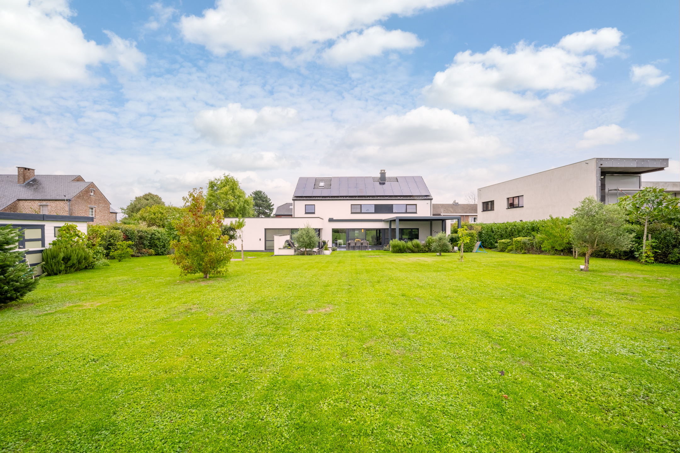 Magnificent contemporary villa in Argenteau
