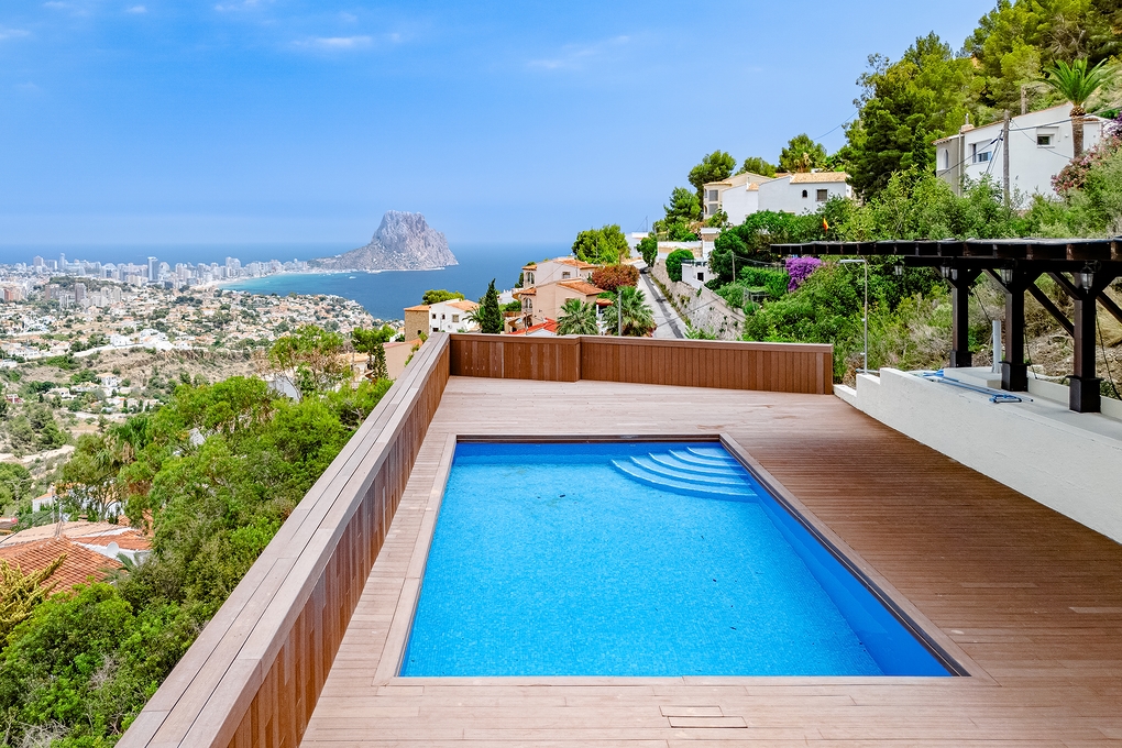 Villa in Maryvilla with panoramic views