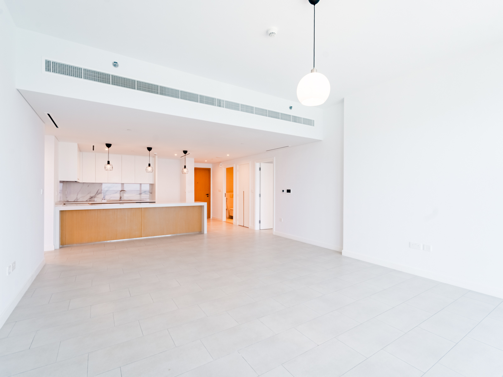 Exclusive I Unfurnished I Vacant I Sea View