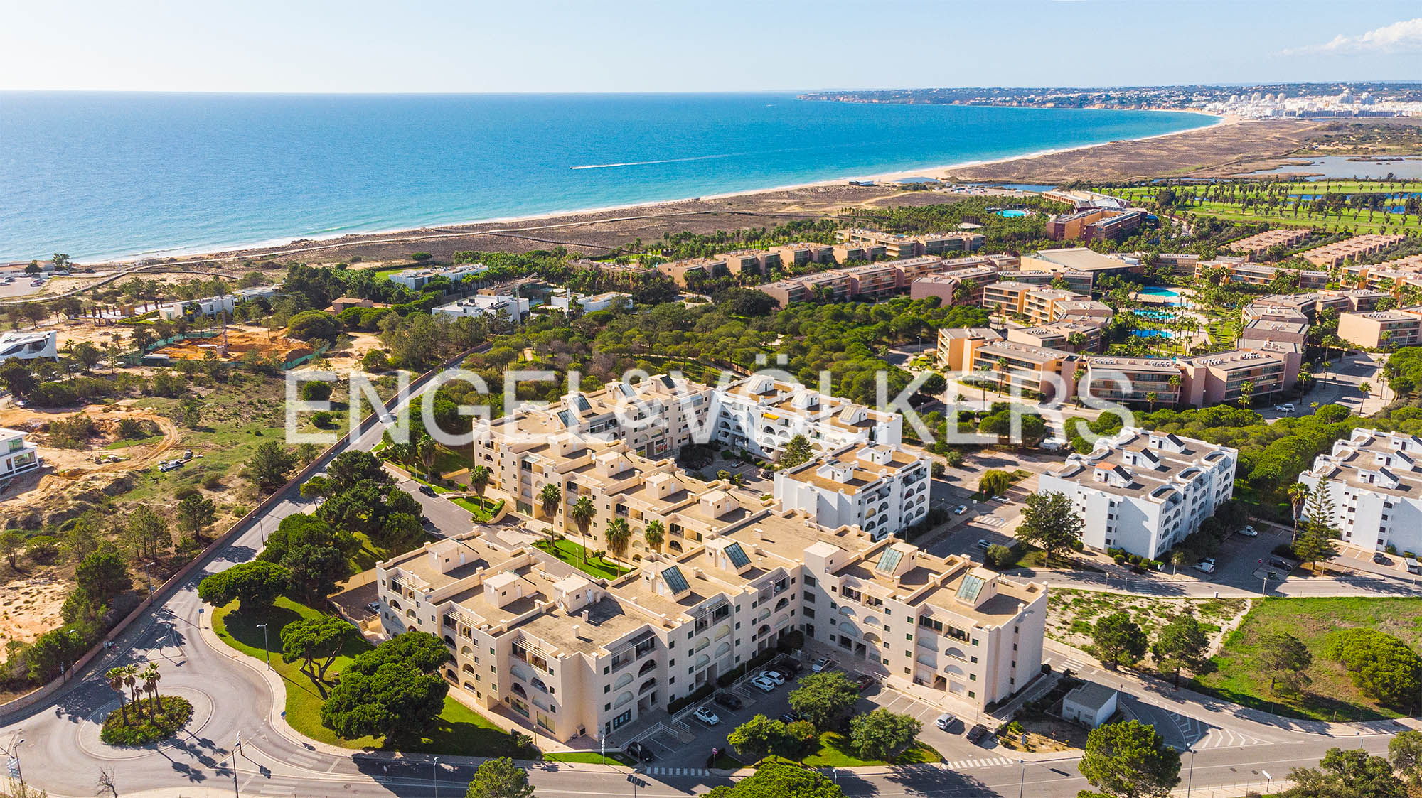 T0 Apartment, 600 meters from Salgados beach