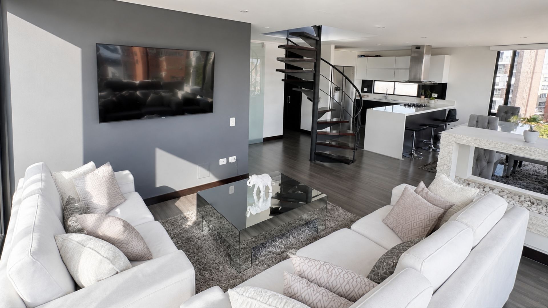 Apartamento con terraza para venta en San Patricio