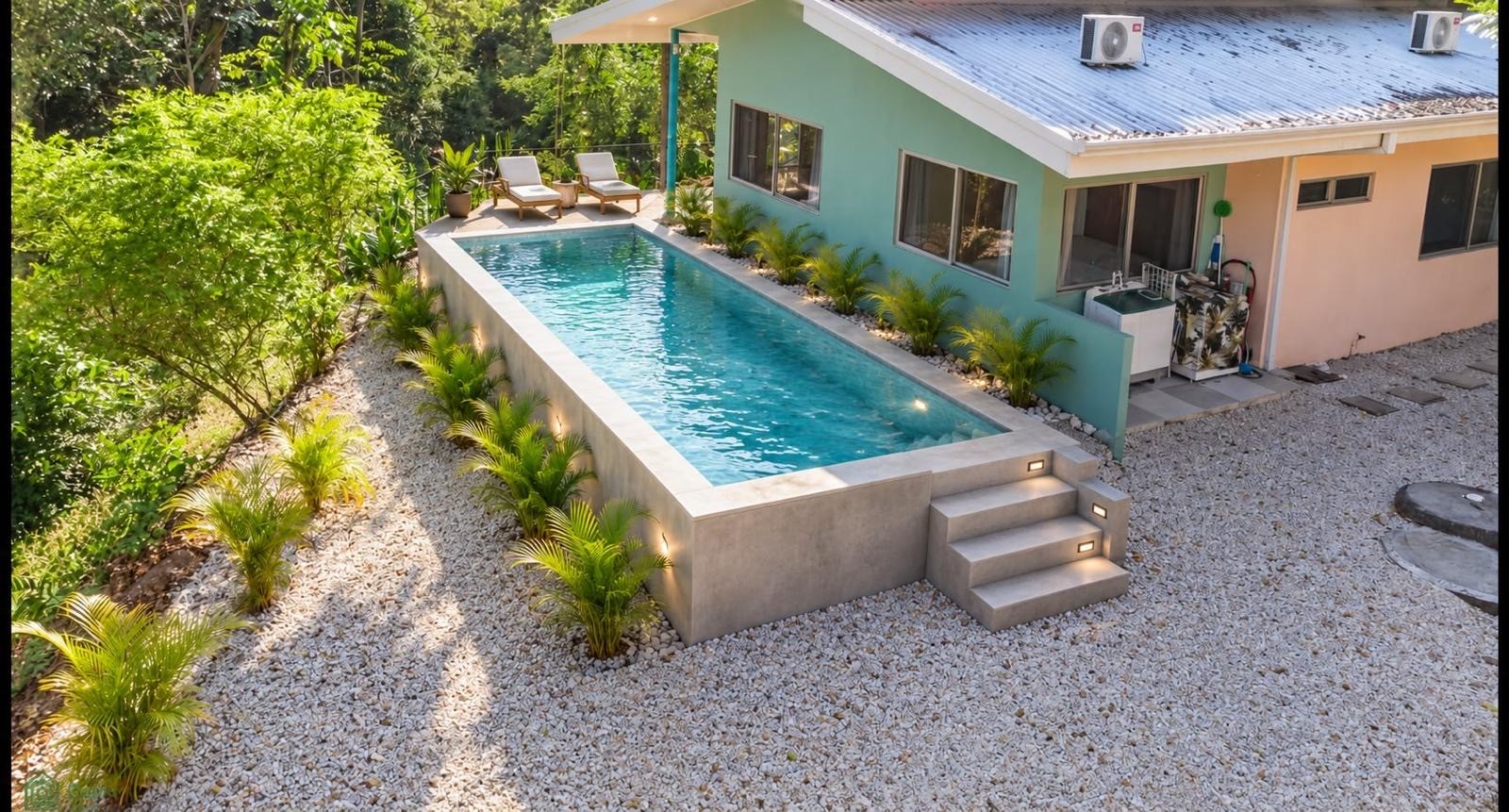 A Bright, Modern Home Tucked in the Jungle Near Playa Sámara