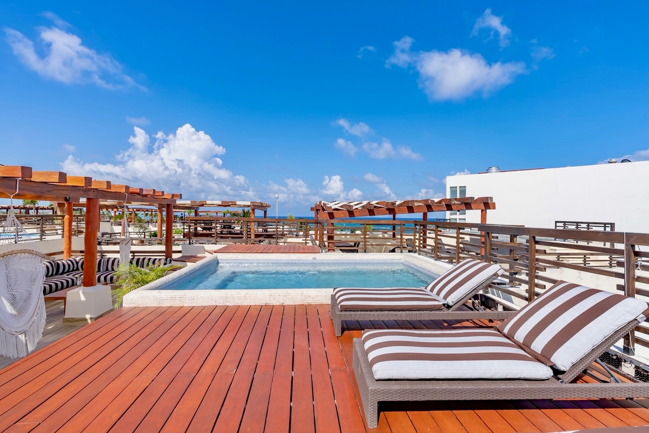 Penthouse with Pool at Mamitas Beach, Playa del Carmen