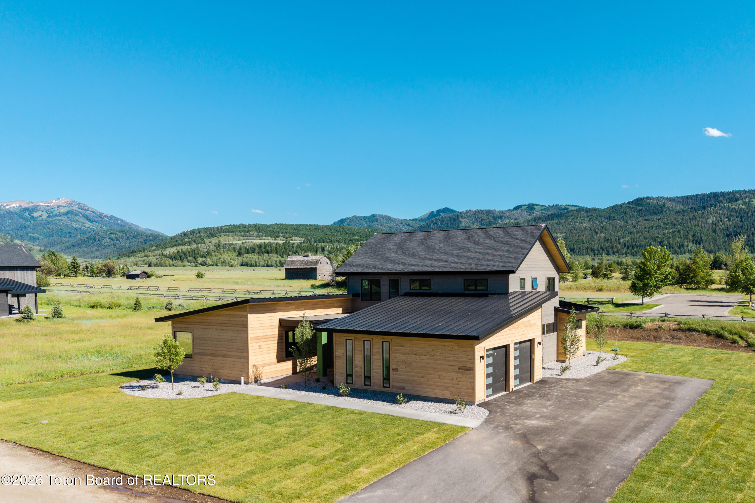 New Construction with Amazing Views