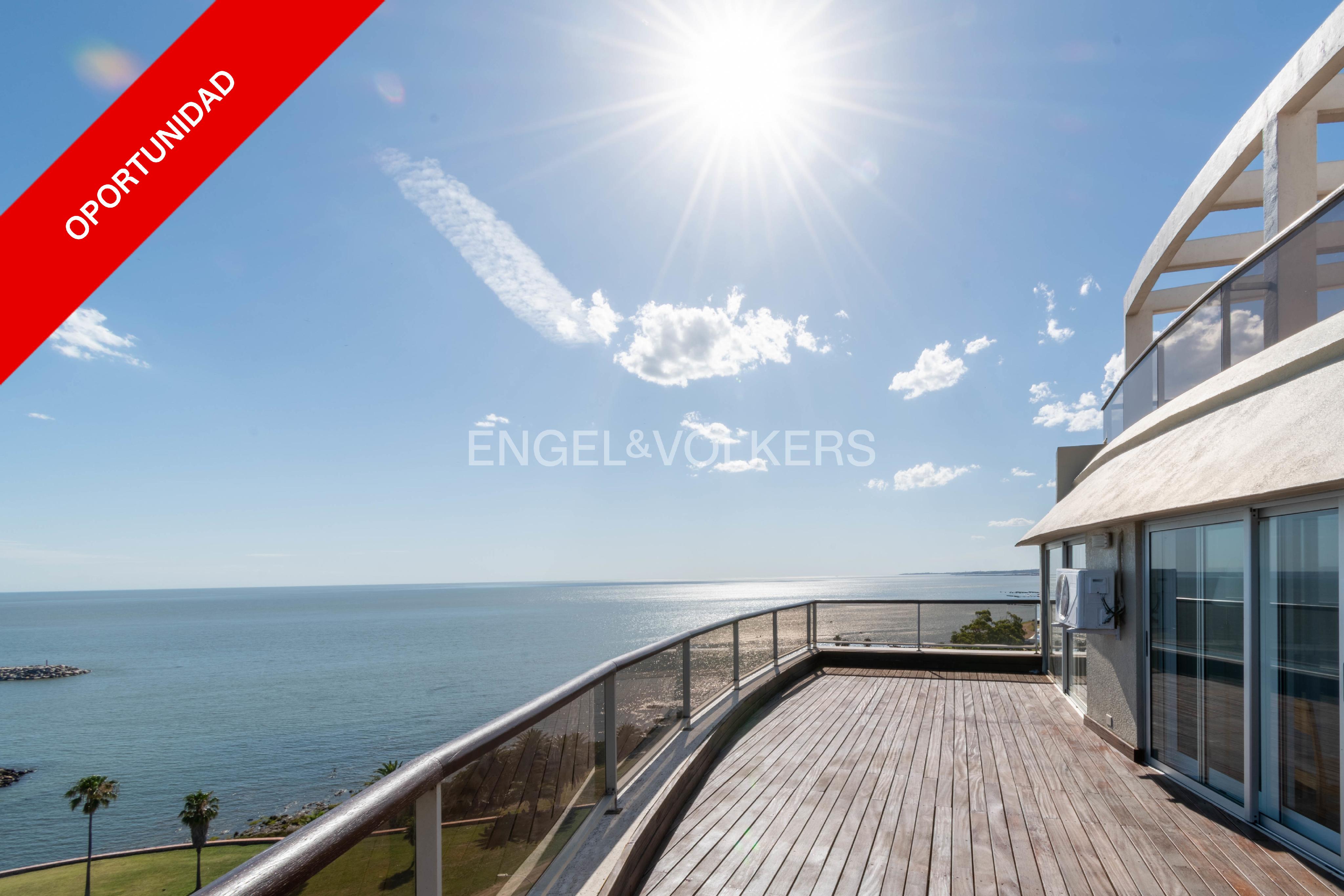 Stunning penthouse in Punta Carretas with incredible ocean views