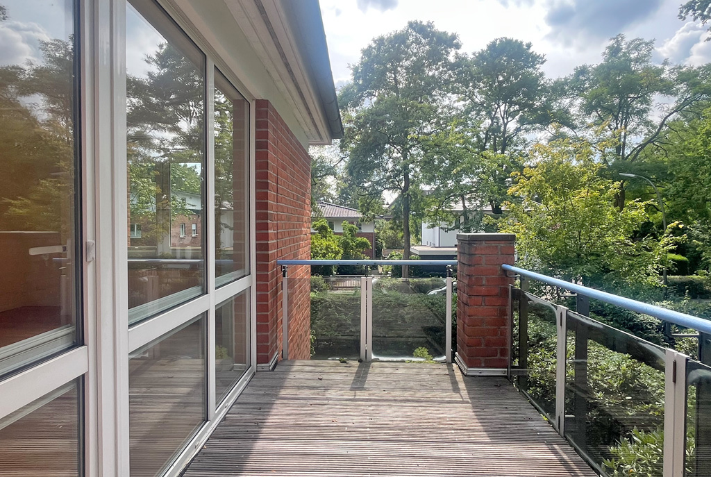 Großzügiges Wohnen in Volksdorf – 3,5 Zimmer mit Balkon