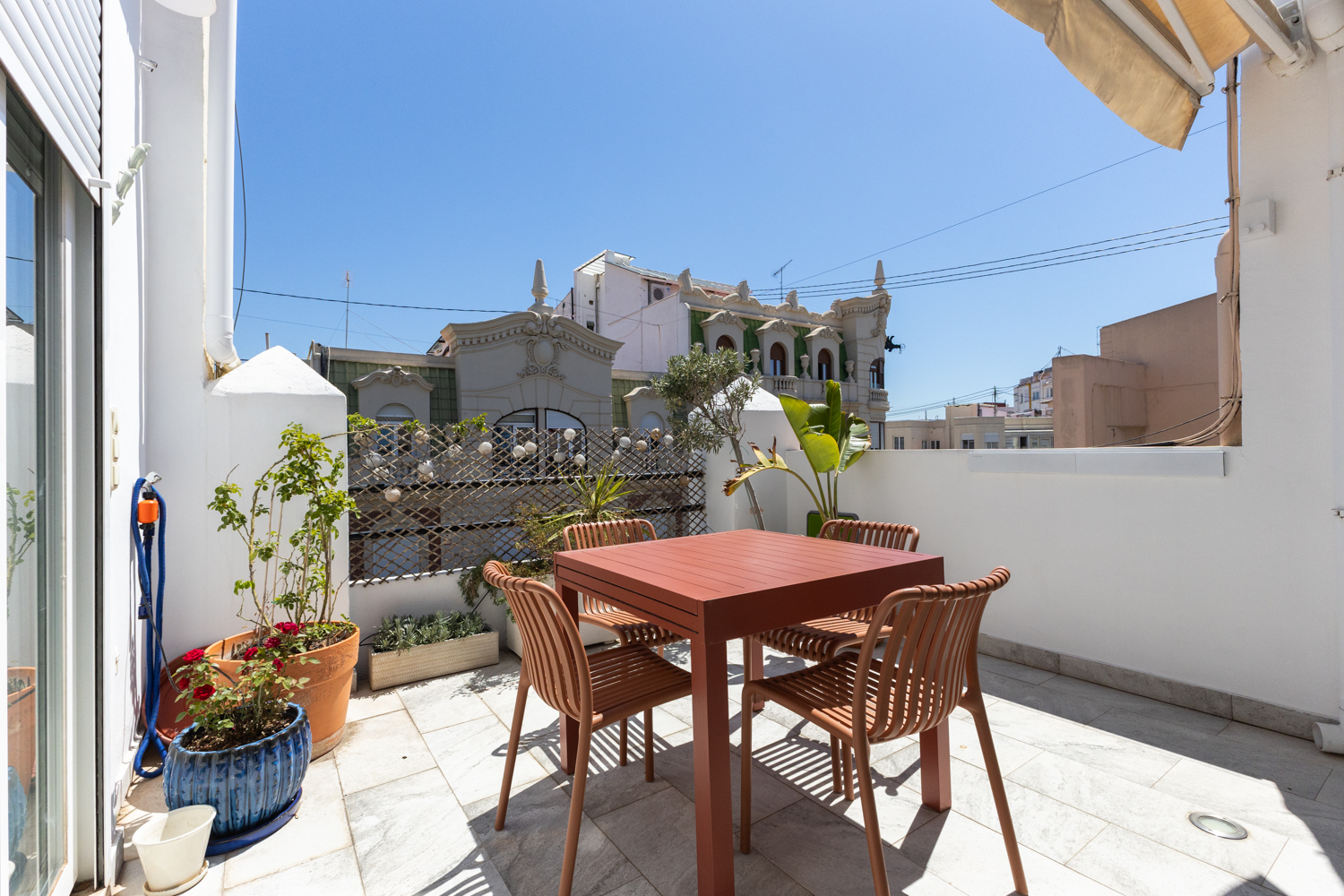 Penthouse with terrace in Pla del Remei