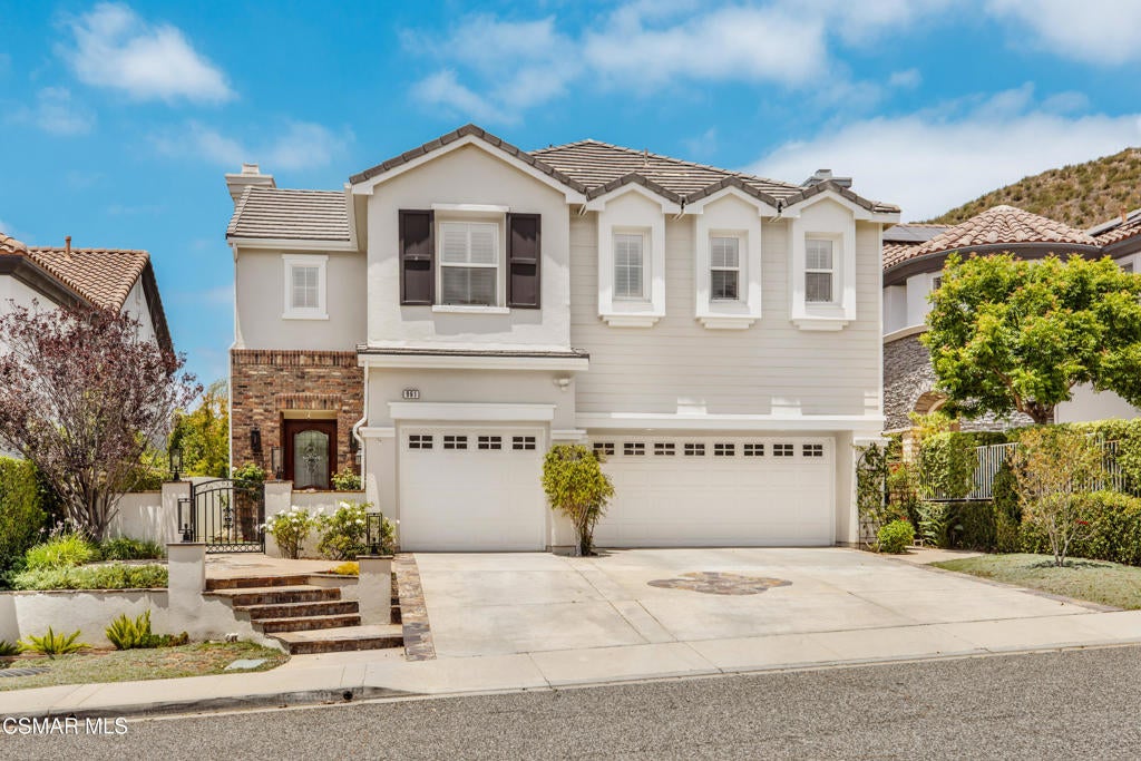 Luxury View Estate on Premium Lot