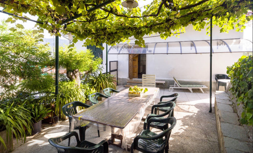 An oasis of tranquility for rent in central Sestri Levante