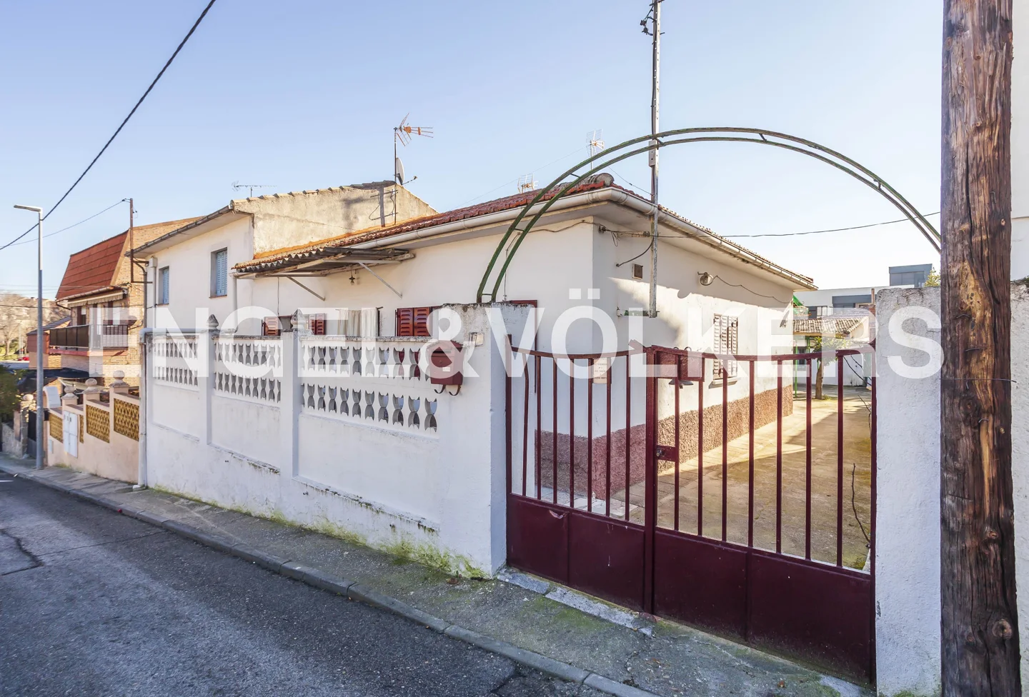 House to renovate in Las Rozas