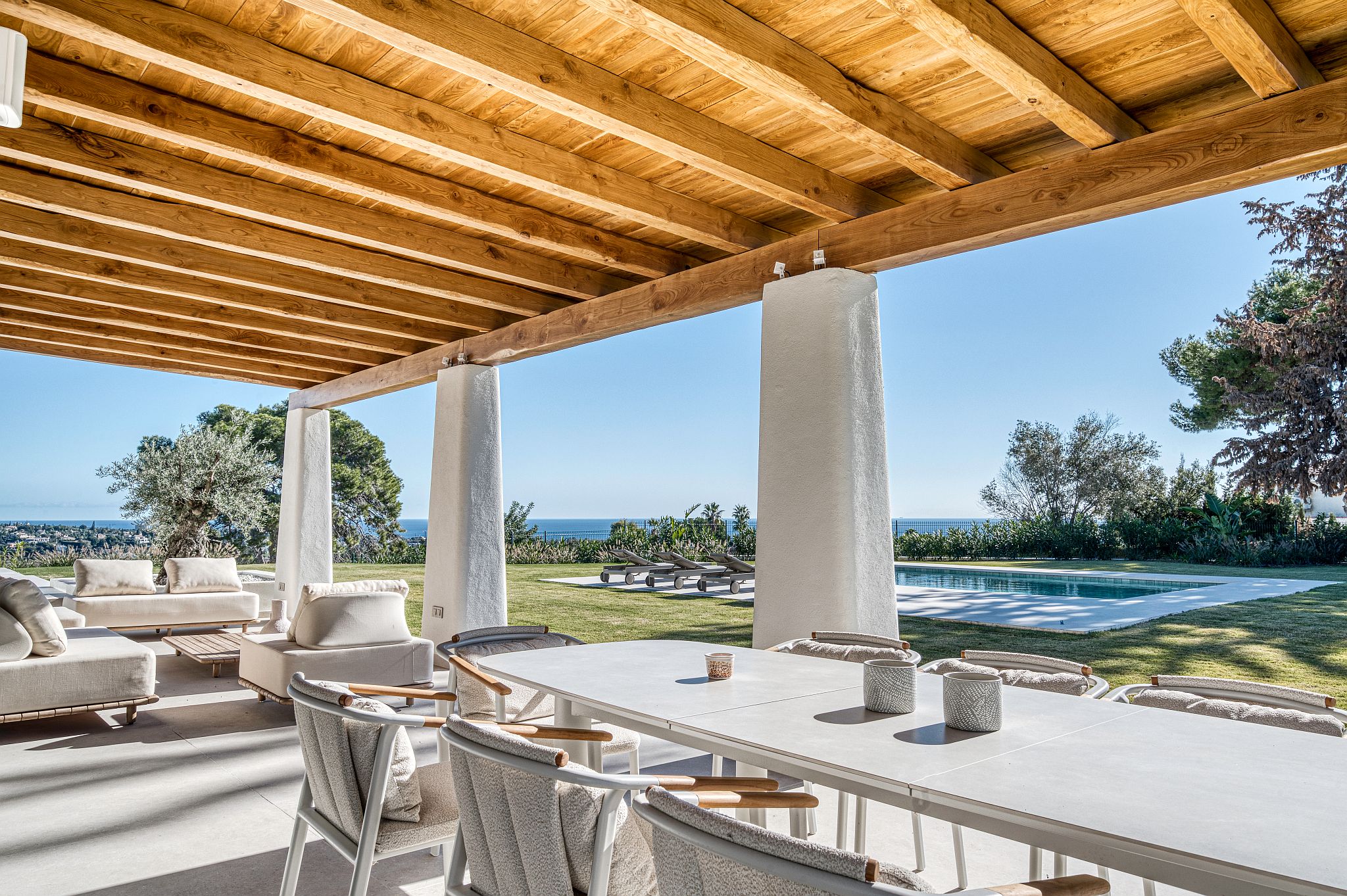 Contemporary Mediterranean Villa with Panoramic Sea Views in El Rosario