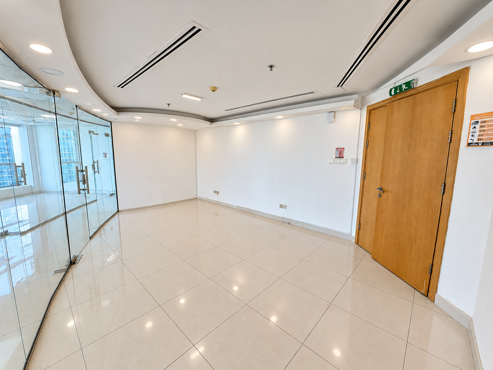 Fitted | Vacant | Close To Metro